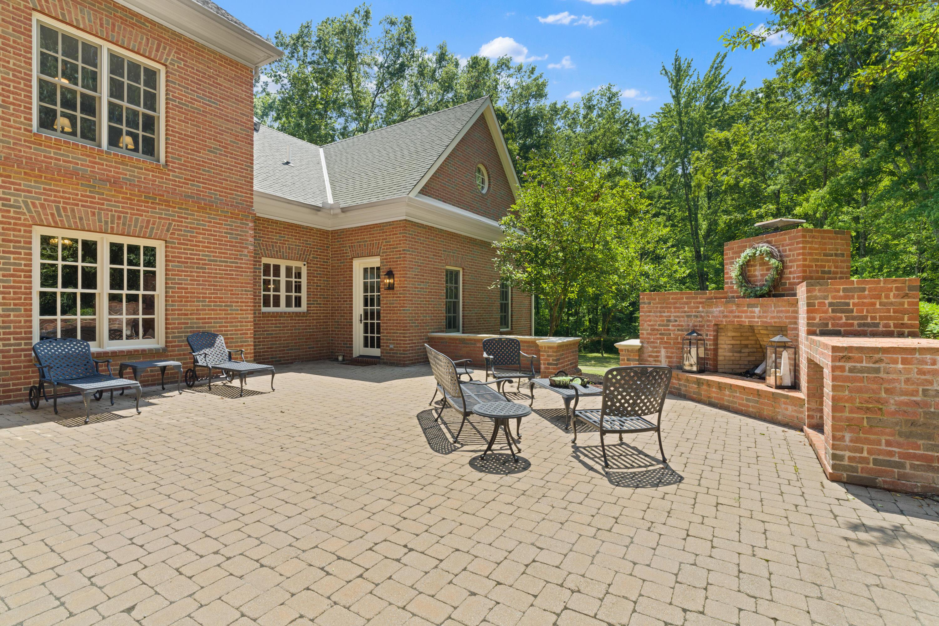 Sunbury, Ohio, 43074, United States, 5 Bedrooms Bedrooms, ,7 BathroomsBathrooms,Residential,Active,1912834