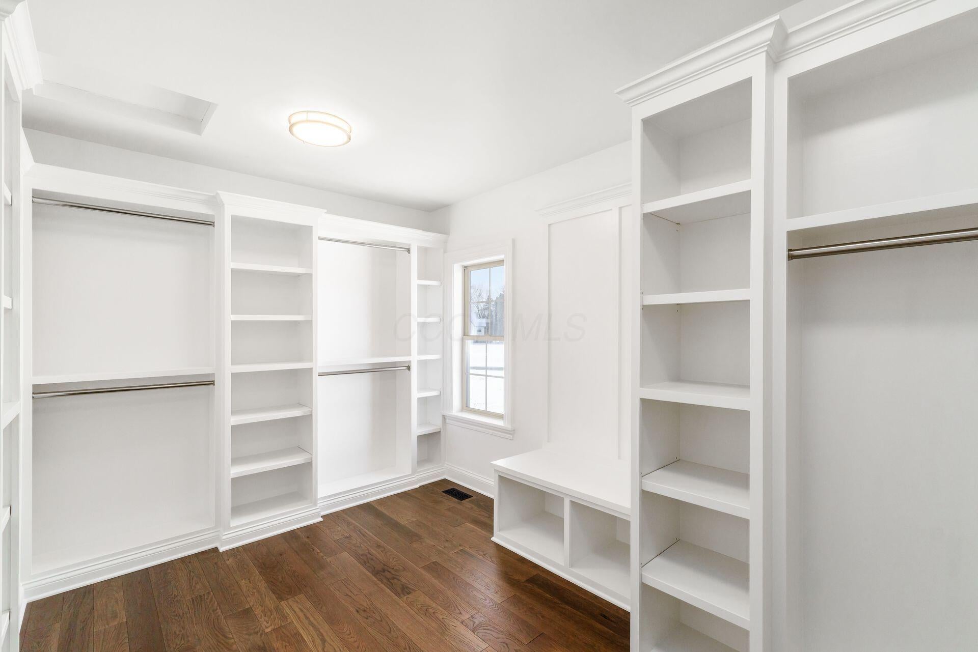 Sunbury, Ohio, 43074, United States, 4 Bedrooms Bedrooms, ,6 BathroomsBathrooms,Residential,Active,2007229