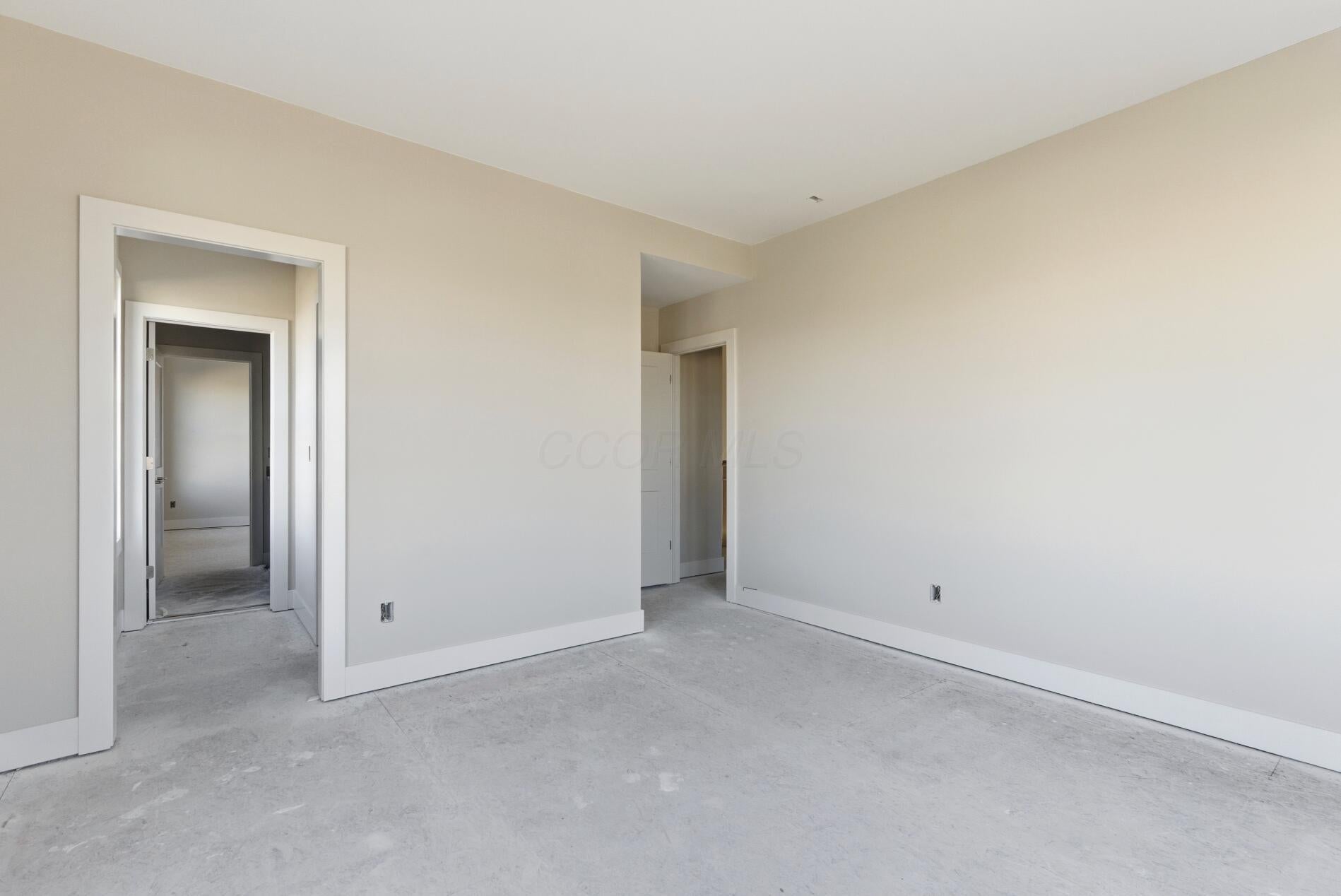 Dublin, Ohio, 43016, United States, 4 Bedrooms Bedrooms, ,5 BathroomsBathrooms,Residential,Active,1945857