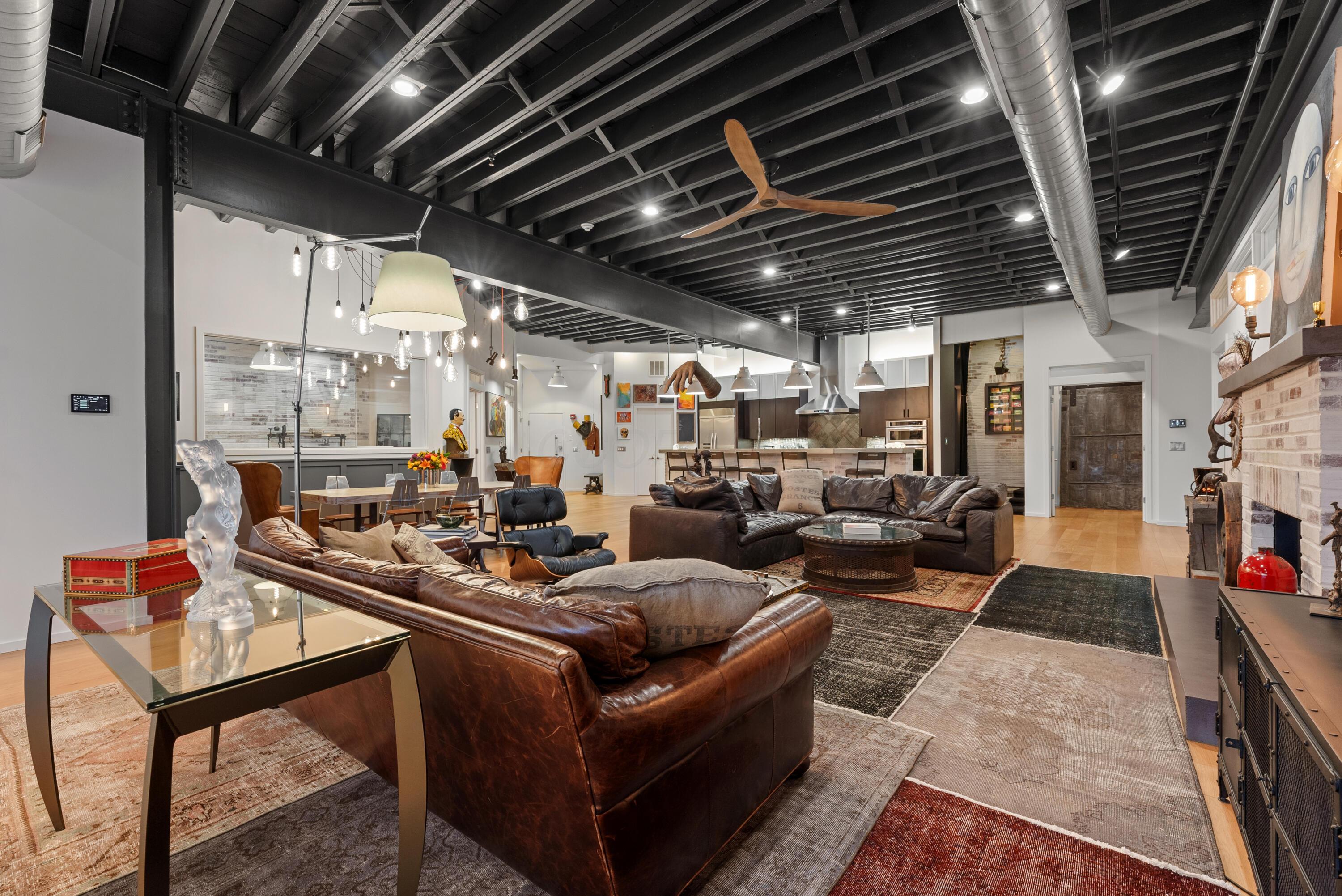 Columbus, Ohio, 43201, United States, 3 Bedrooms Bedrooms, ,5 BathroomsBathrooms,Residential,Active,1894778
