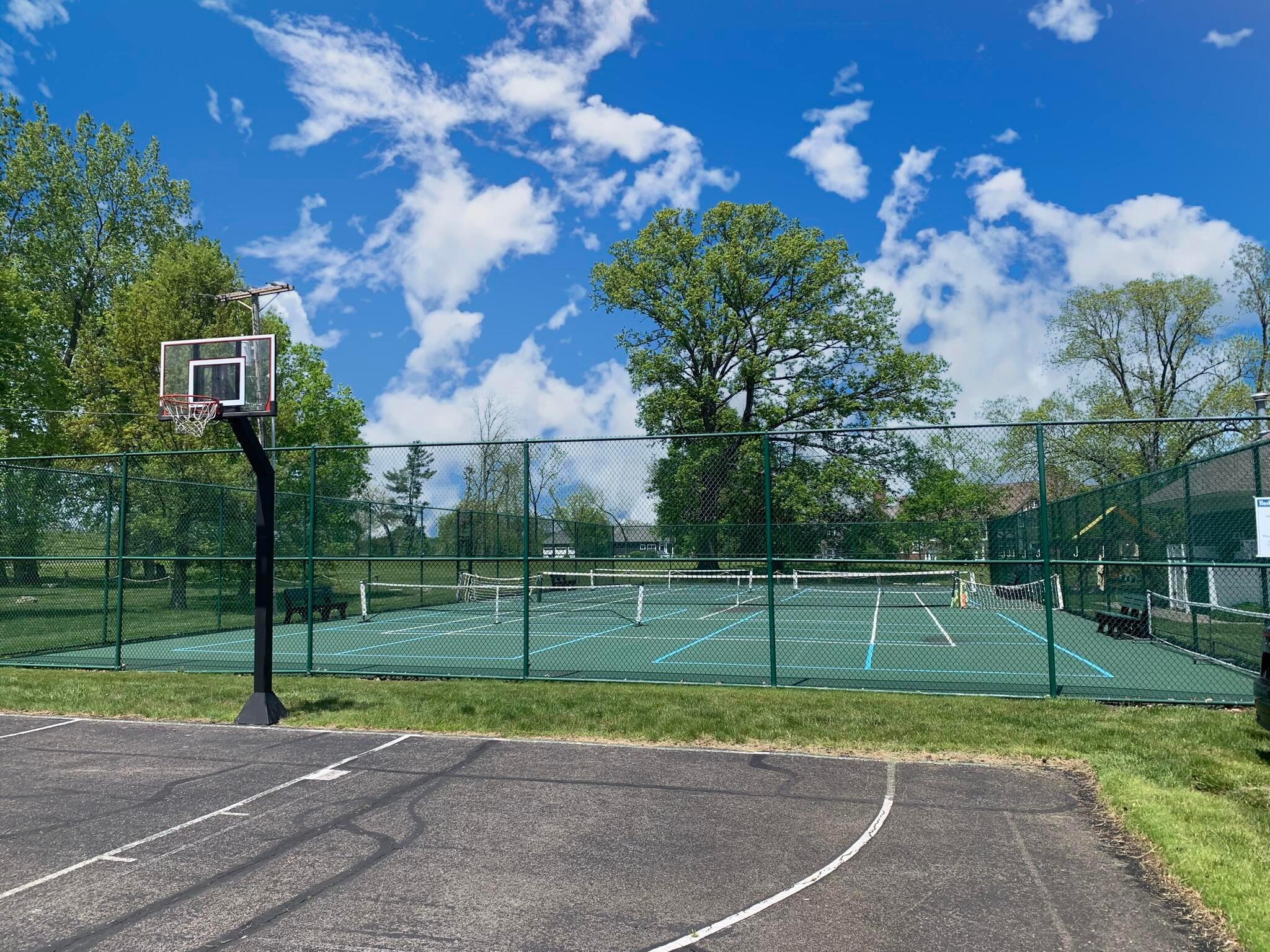 Thornville, Ohio, 43076, United States, 9 Bedrooms Bedrooms, ,7 BathroomsBathrooms,Residential,Active,1821951