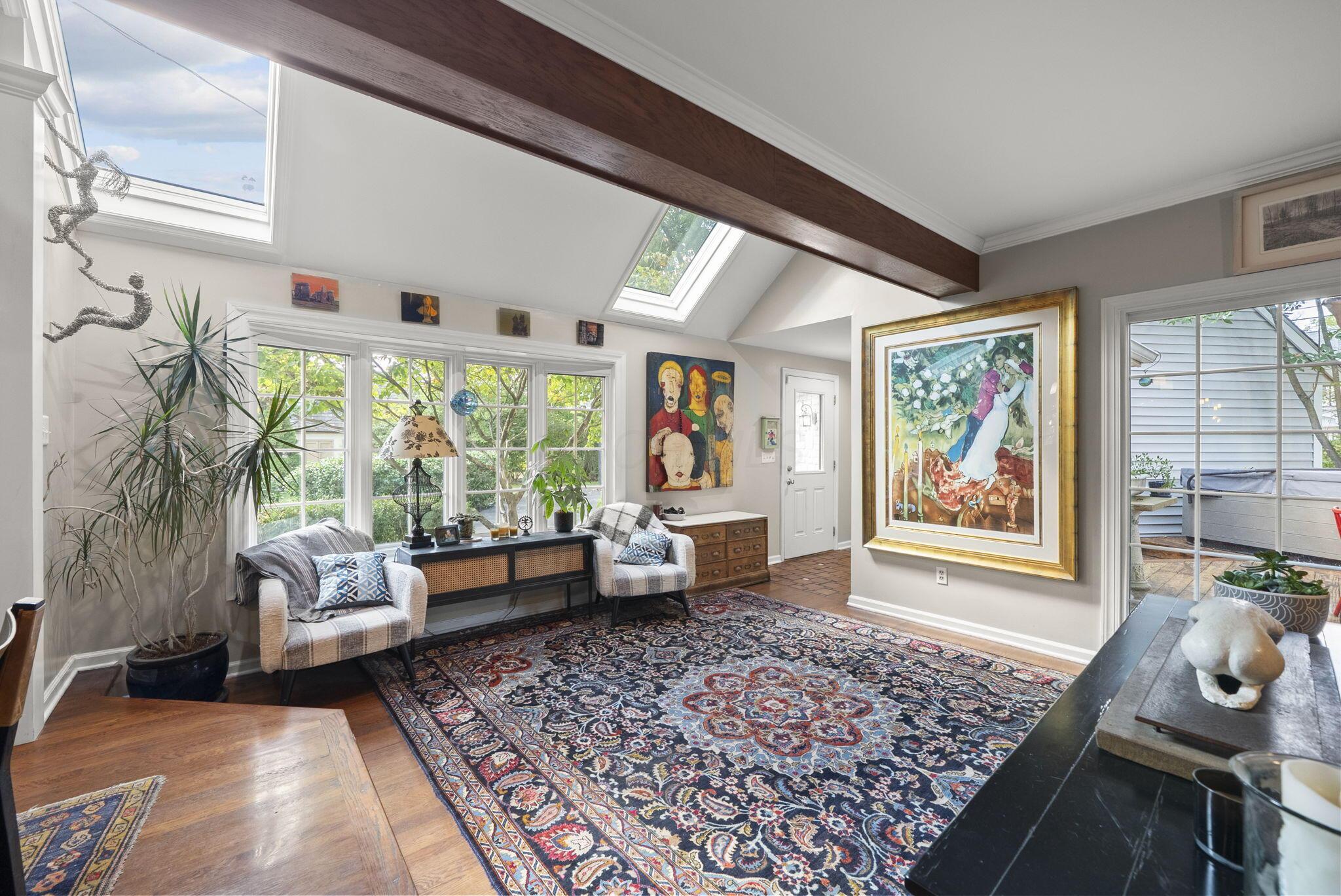 Columbus, Ohio, 43221, United States, 4 Bedrooms Bedrooms, ,5 BathroomsBathrooms,Residential,Active,1953422