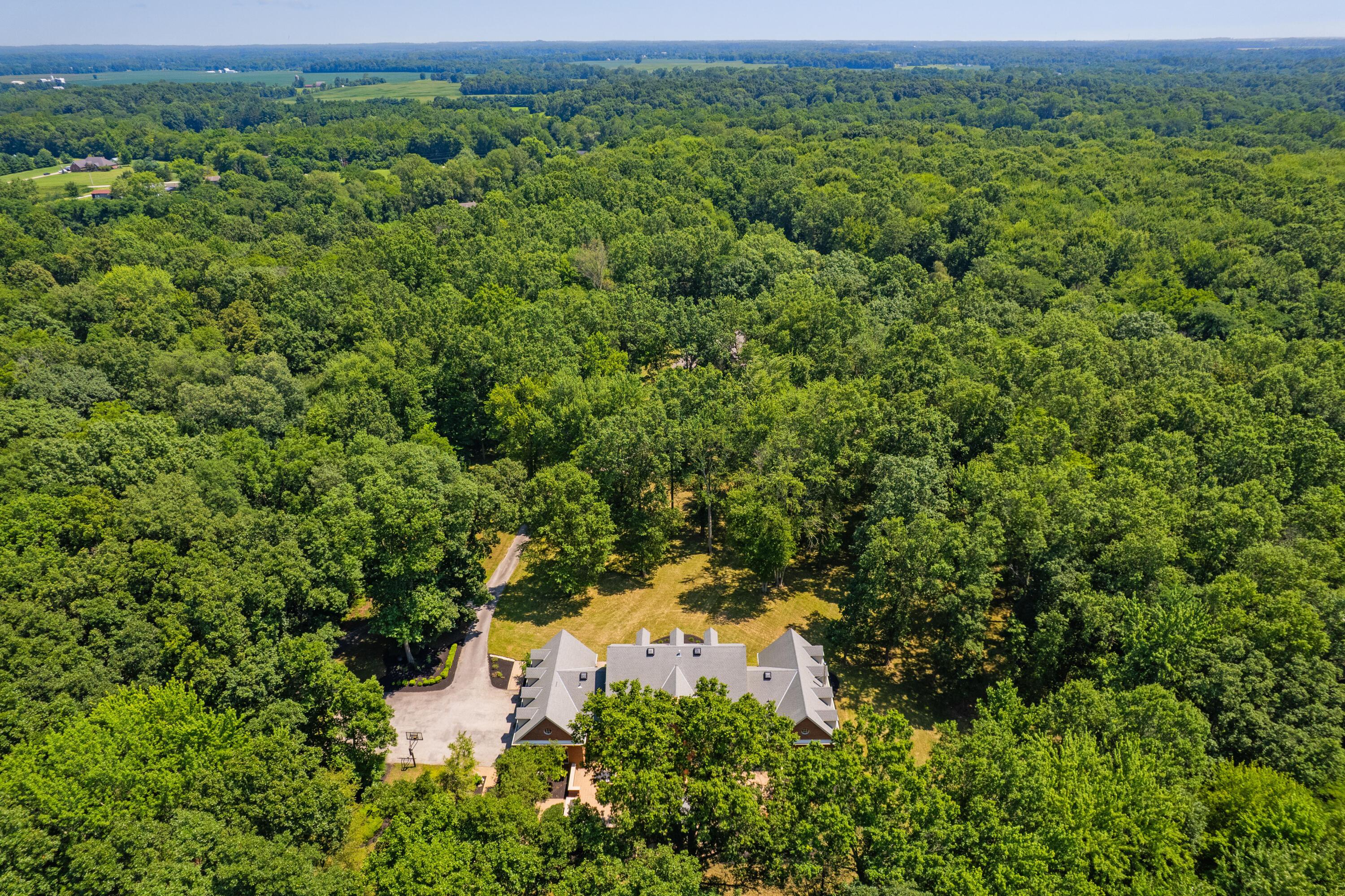 Sunbury, Ohio, 43074, United States, 5 Bedrooms Bedrooms, ,7 BathroomsBathrooms,Residential,Active,1912834