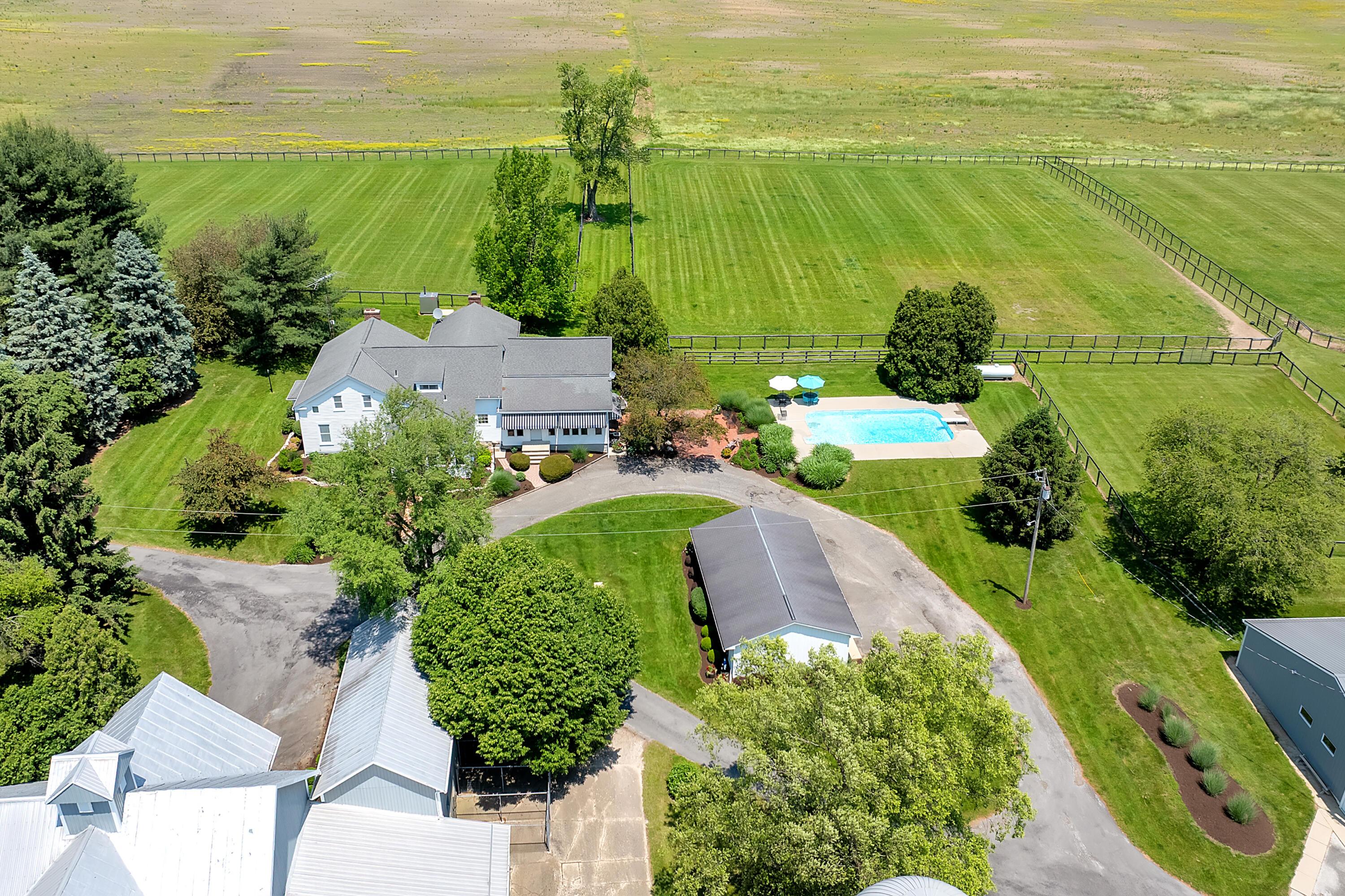 Centerburg, Ohio, 43011, United States, ,3 BathroomsBathrooms,Residential,Active,1853278