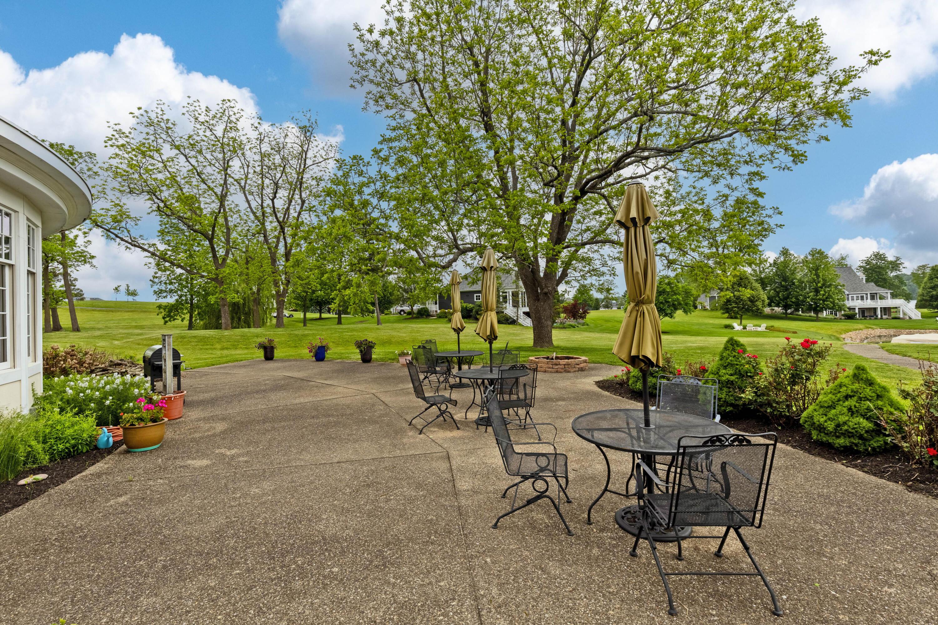 Thornville, Ohio, 43076, United States, 9 Bedrooms Bedrooms, ,7 BathroomsBathrooms,Residential,Active,1821951