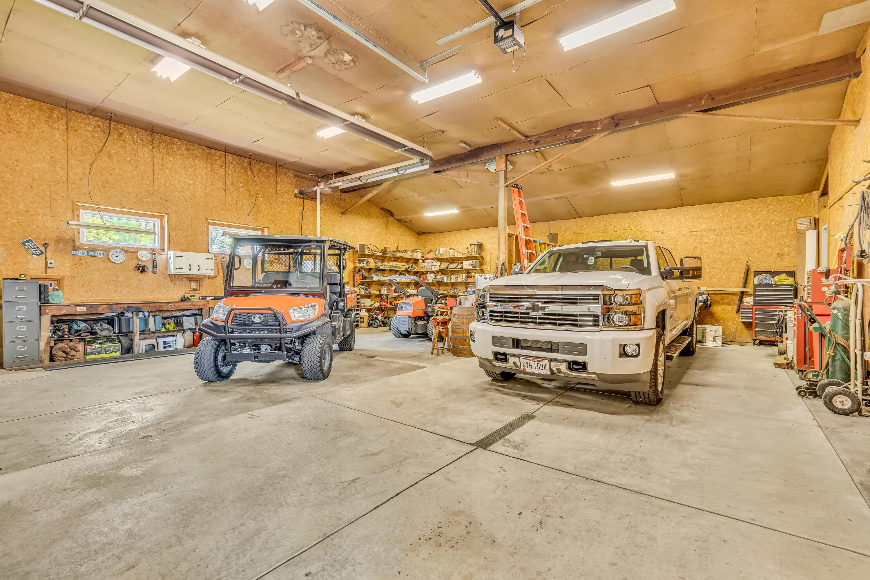 Centerburg, Ohio, 43011, United States, ,3 BathroomsBathrooms,Residential,Active,1853278