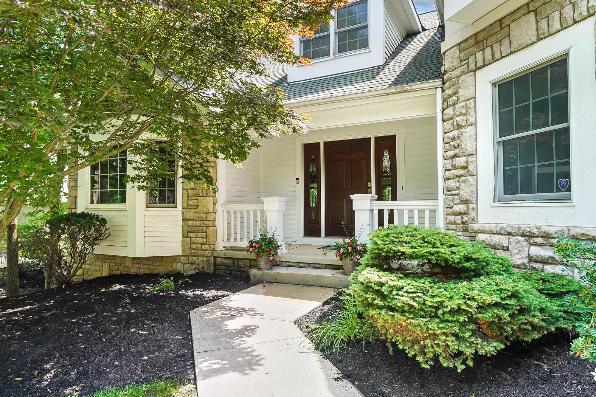 Powell, Ohio, 43065, United States, 5 Bedrooms Bedrooms, ,5 BathroomsBathrooms,Residential,Active,1871632