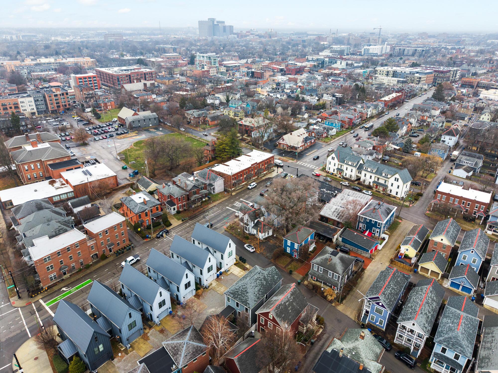 Columbus, Ohio, 43201, United States, 4 Bedrooms Bedrooms, ,4 BathroomsBathrooms,Residential,Active,2008741