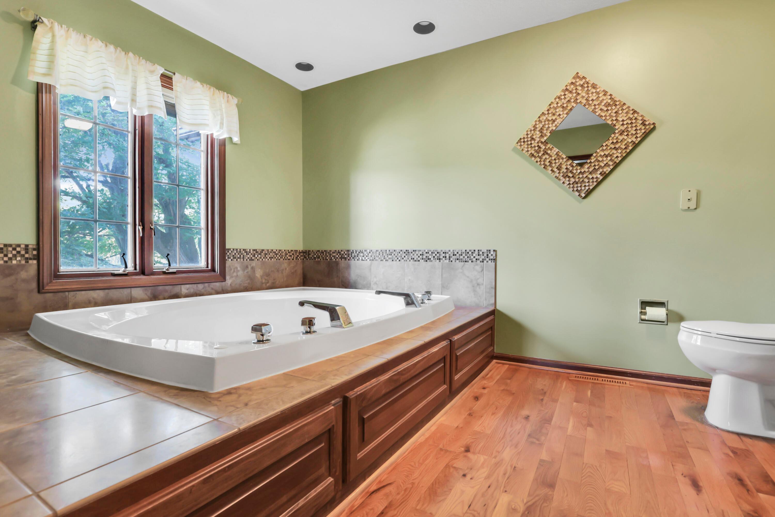 Newark, Ohio, 43055, United States, 5 Bedrooms Bedrooms, ,6 BathroomsBathrooms,Residential,Active,1909629