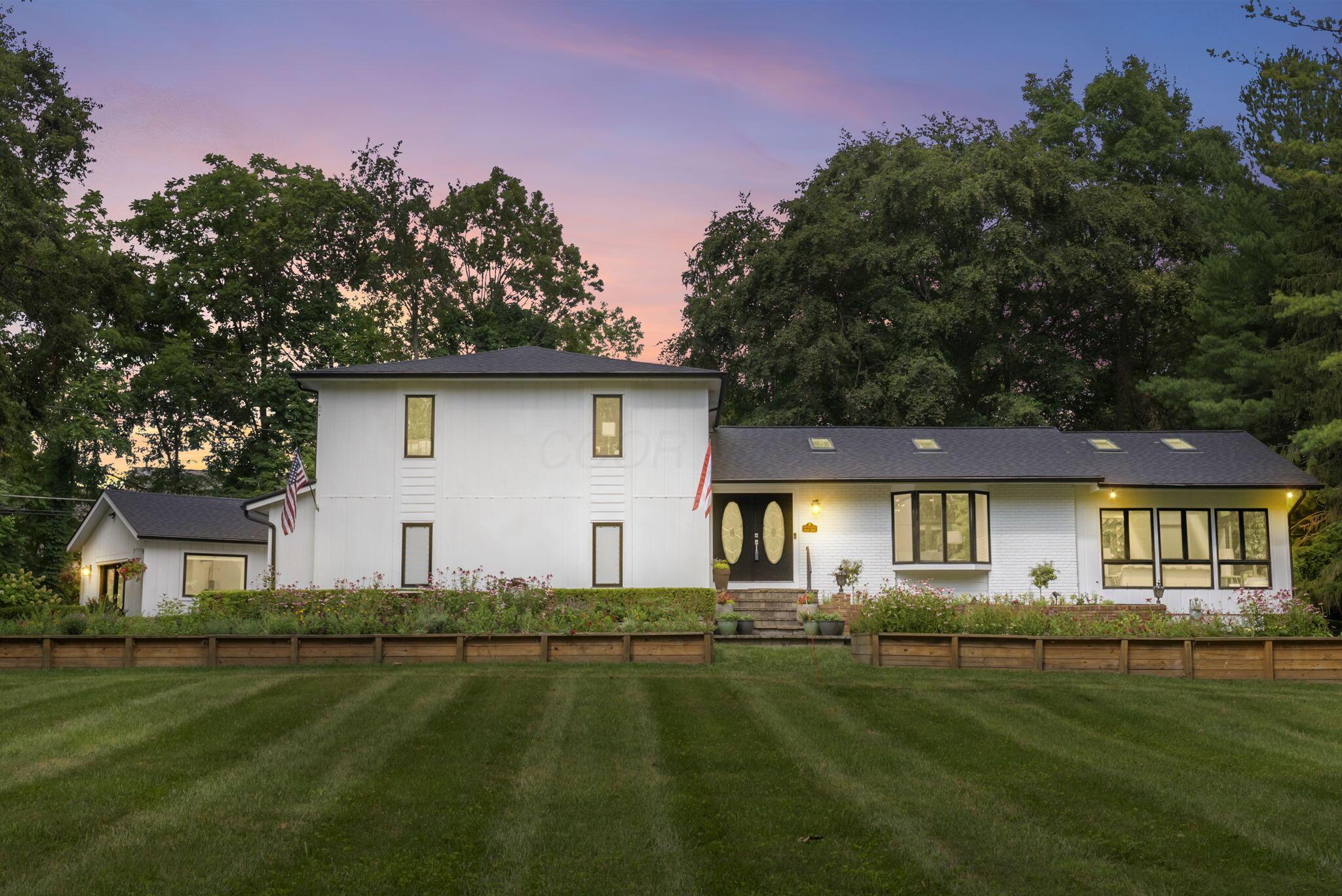 Dublin, Ohio, 43016, United States, 3 Bedrooms Bedrooms, ,3 BathroomsBathrooms,Residential,Active,1894186