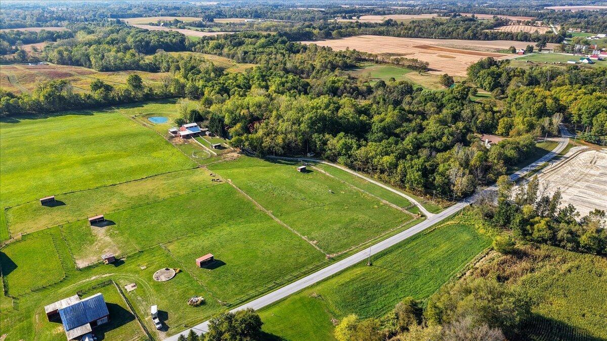 Fredericktown, Ohio, 43019, United States, 8 Bedrooms Bedrooms, ,7 BathroomsBathrooms,Residential,Active,1953994