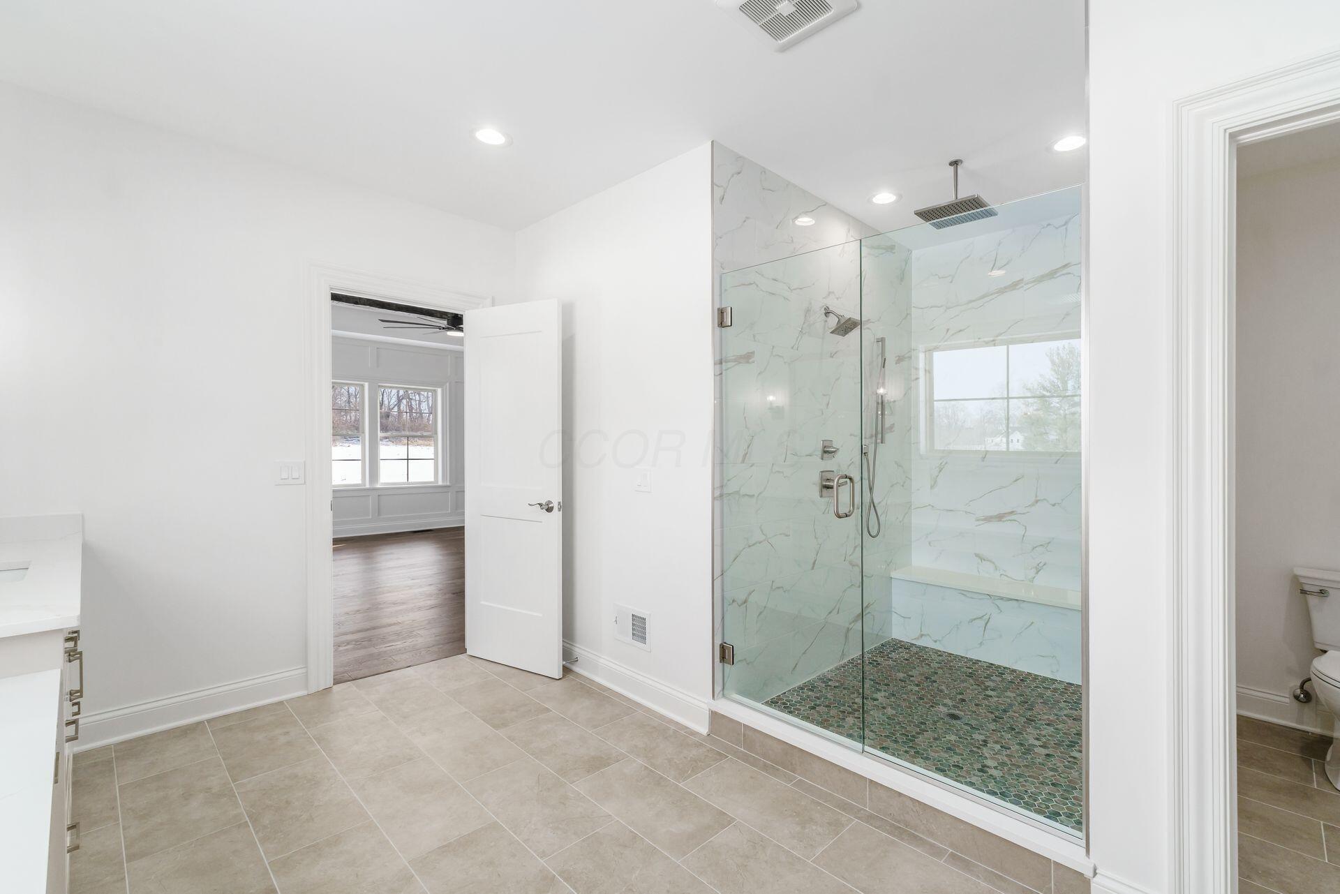 Sunbury, Ohio, 43074, United States, 4 Bedrooms Bedrooms, ,6 BathroomsBathrooms,Residential,Active,2007229