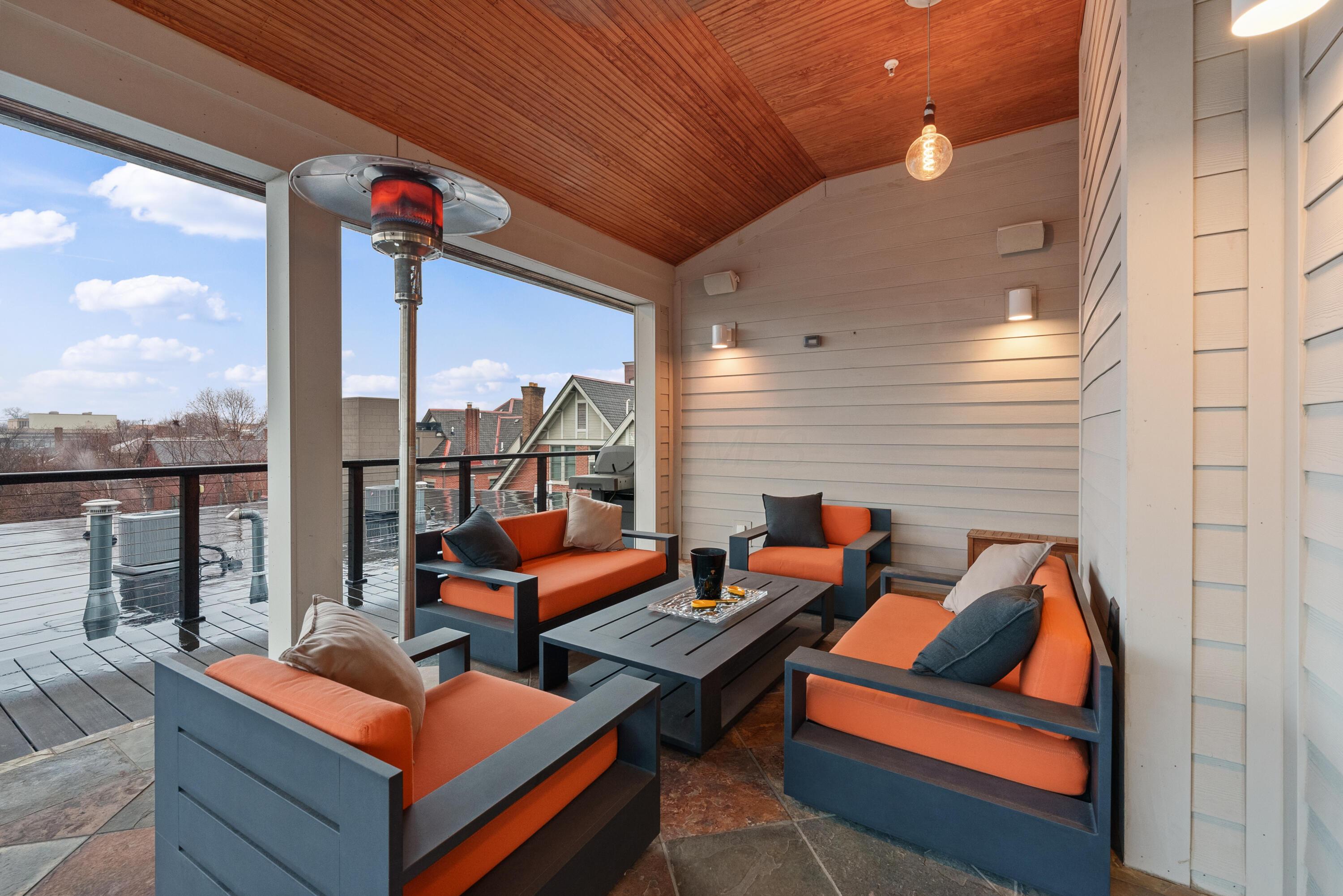 Columbus, Ohio, 43201, United States, 3 Bedrooms Bedrooms, ,5 BathroomsBathrooms,Residential,Active,1894778