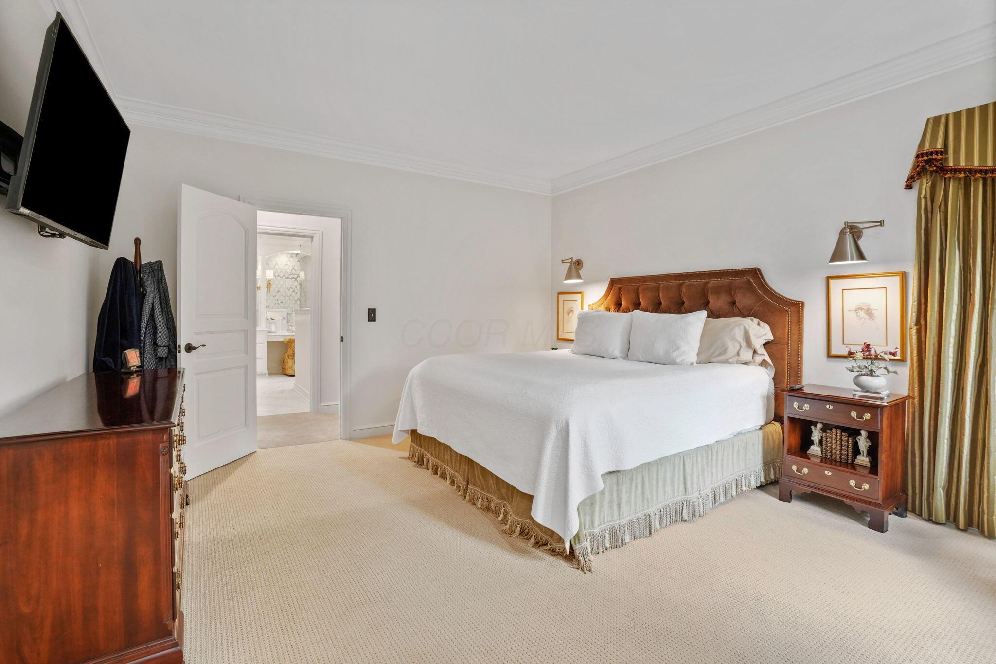 Powell, Ohio, 43065, United States, 5 Bedrooms Bedrooms, ,6 BathroomsBathrooms,Residential,Active,1989786