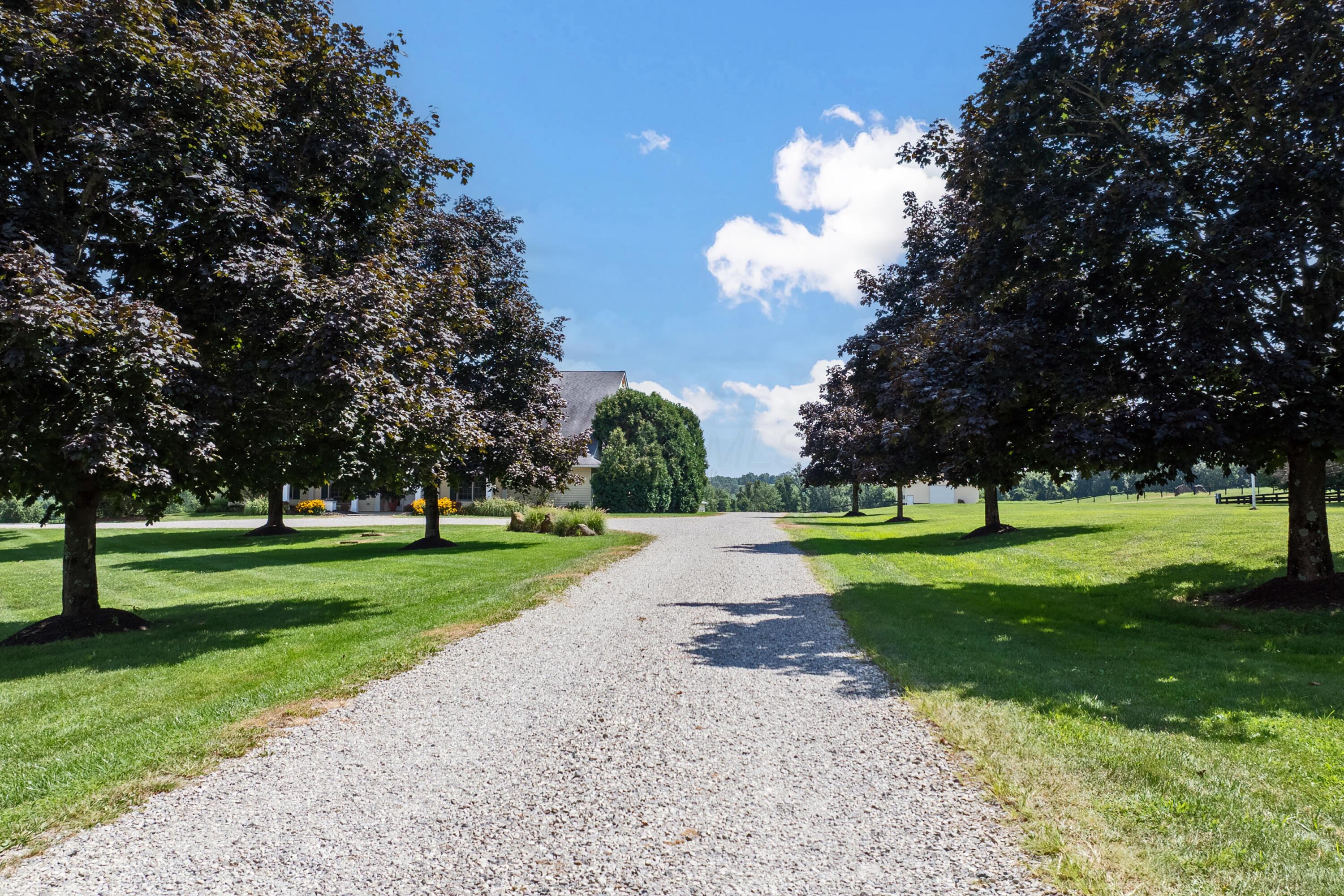Lancaster, Ohio, 43130, United States, 4 Bedrooms Bedrooms, ,4 BathroomsBathrooms,Residential,Active,1910133