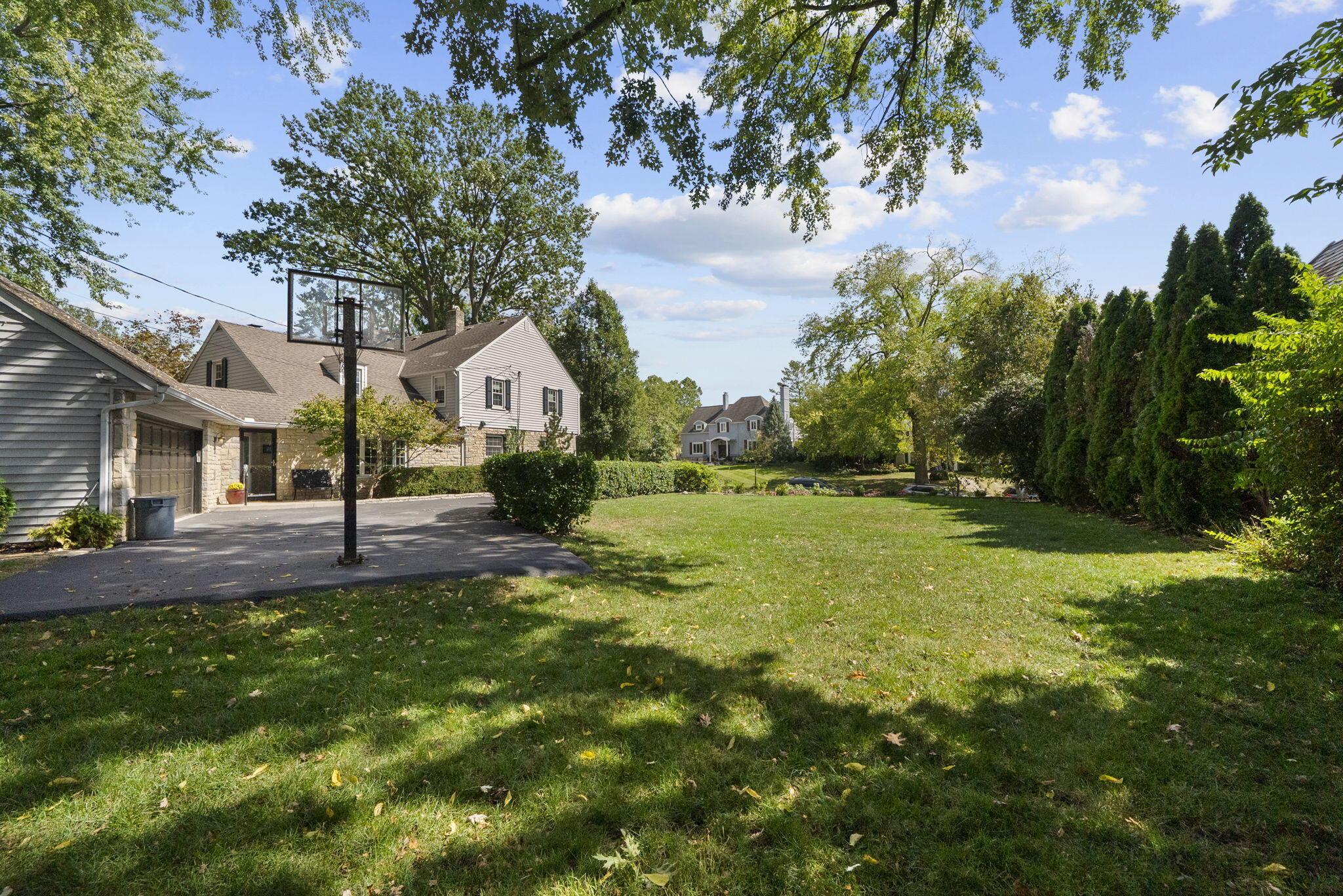 Columbus, Ohio, 43221, United States, 4 Bedrooms Bedrooms, ,5 BathroomsBathrooms,Residential,Active,1953422