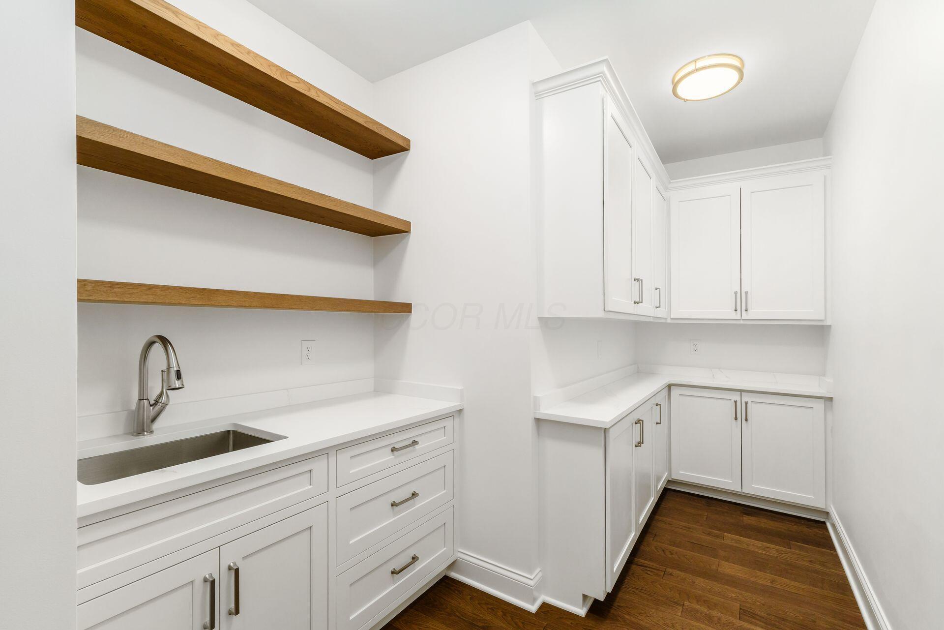 Sunbury, Ohio, 43074, United States, 4 Bedrooms Bedrooms, ,6 BathroomsBathrooms,Residential,Active,2007229