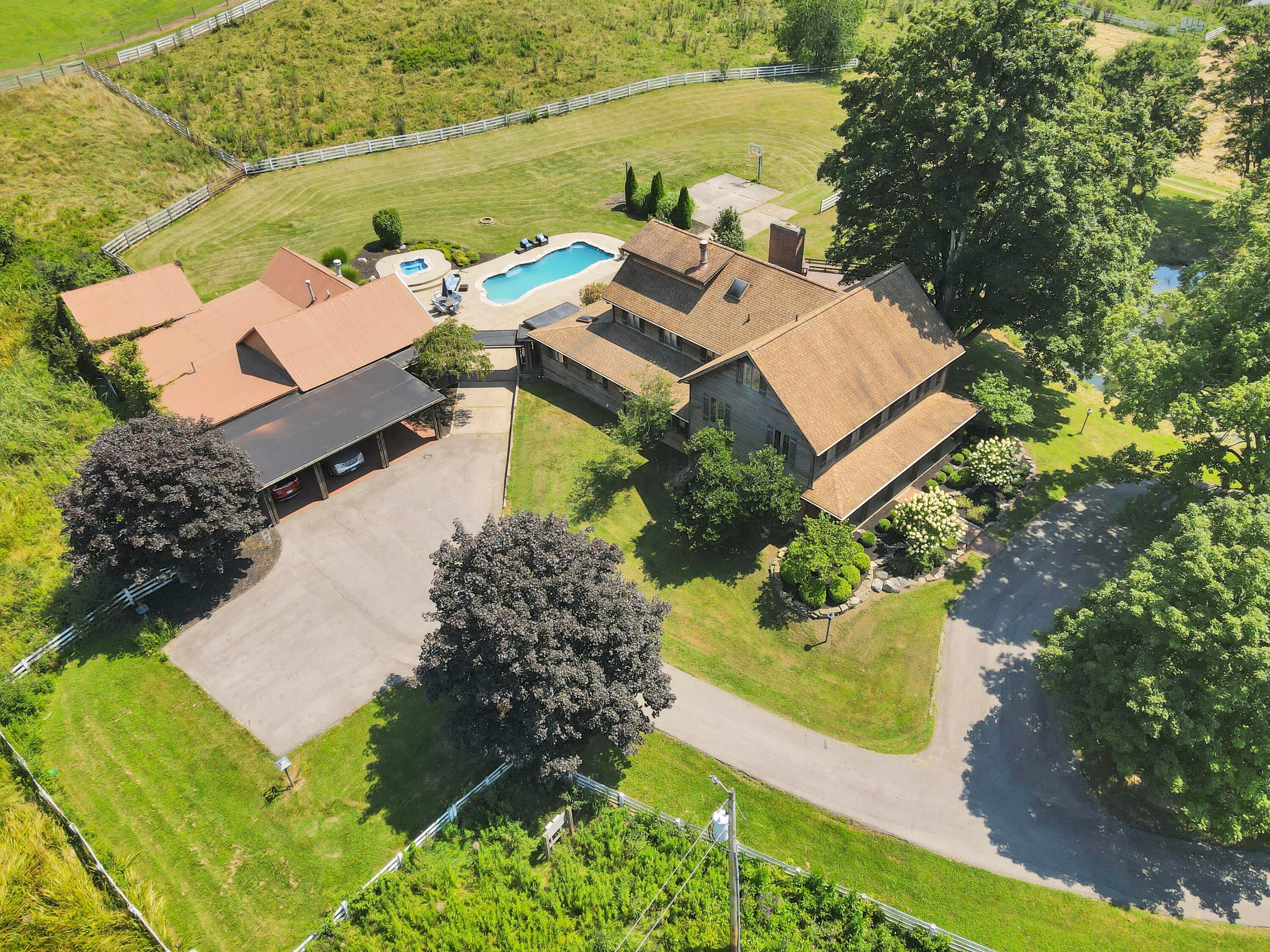 Newark, Ohio, 43055, United States, 5 Bedrooms Bedrooms, ,6 BathroomsBathrooms,Residential,Active,1909629