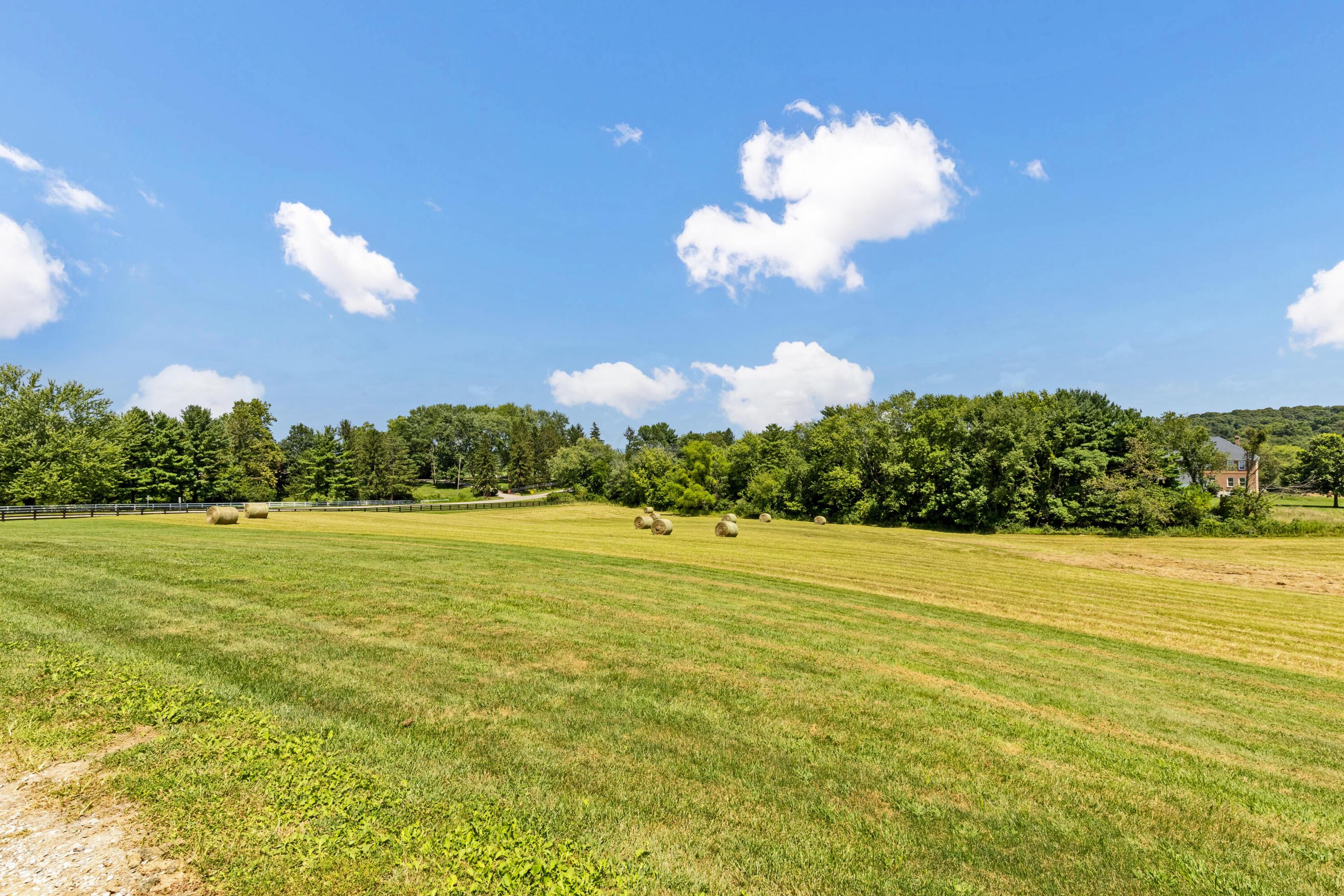 Lancaster, Ohio, 43130, United States, 4 Bedrooms Bedrooms, ,4 BathroomsBathrooms,Residential,Active,1910133