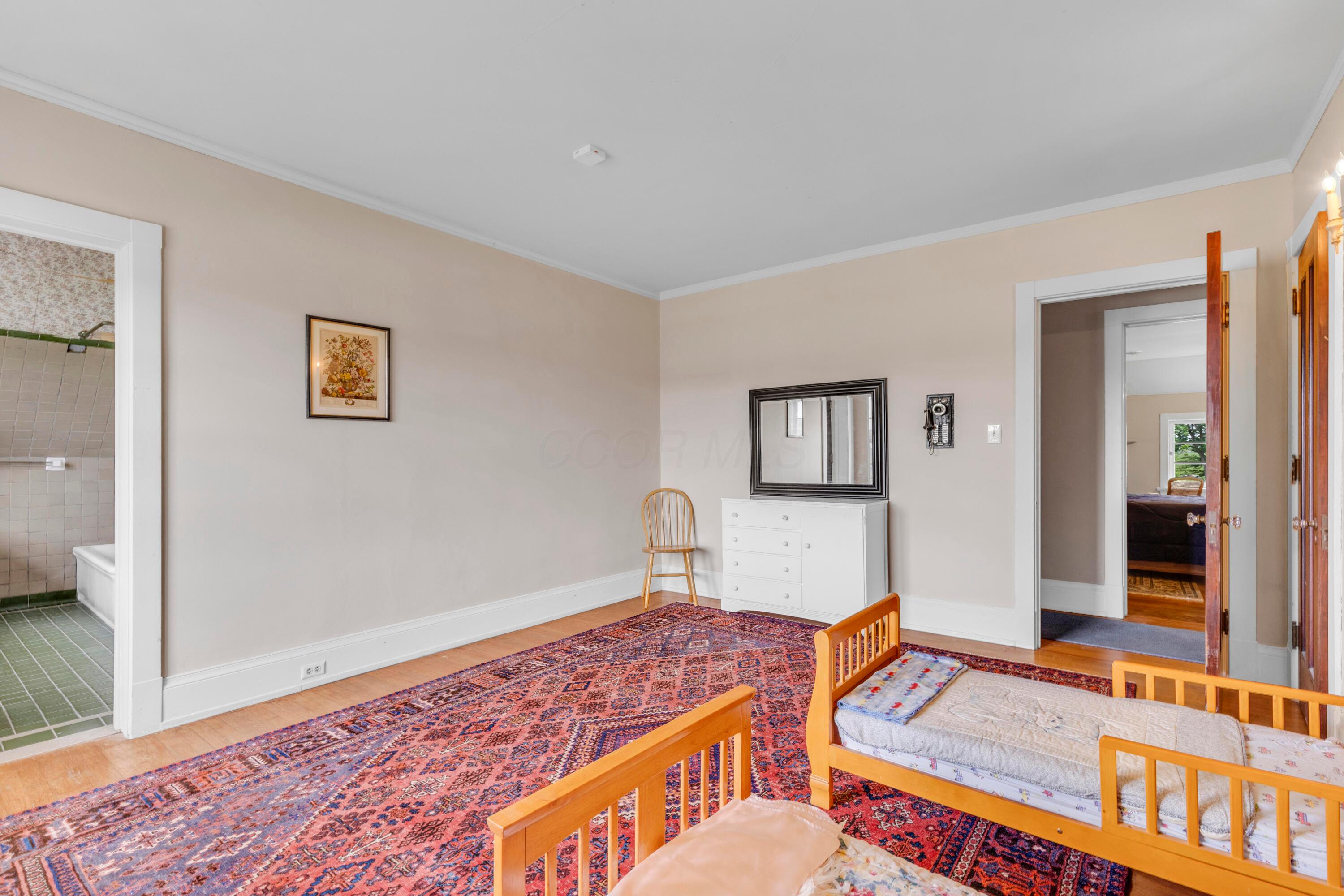 Thornville, Ohio, 43076, United States, 9 Bedrooms Bedrooms, ,7 BathroomsBathrooms,Residential,Active,1821951