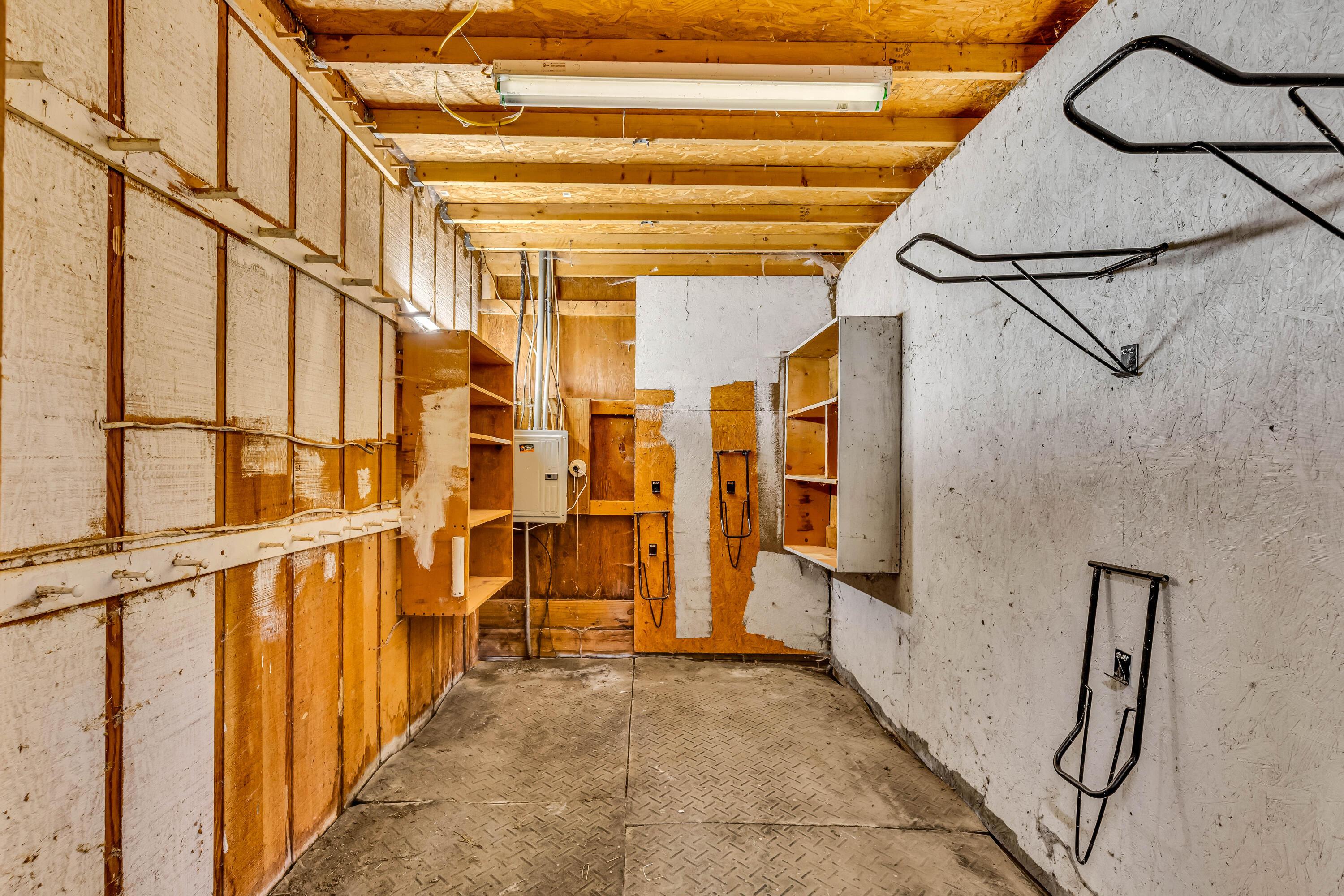 Centerburg, Ohio, 43011, United States, 5 Bedrooms Bedrooms, ,5 BathroomsBathrooms,Residential,Active,1934755