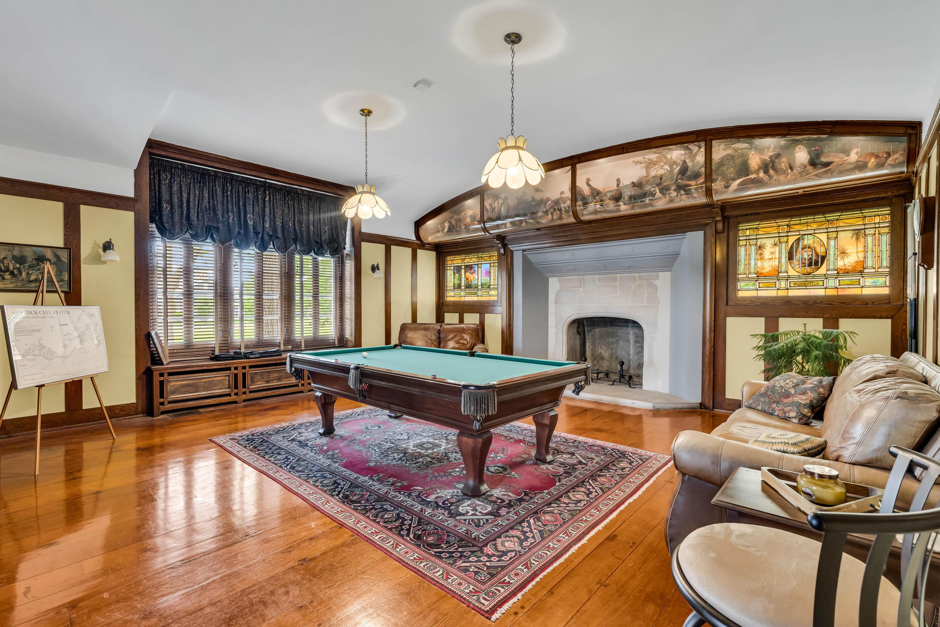 Thornville, Ohio, 43076, United States, 9 Bedrooms Bedrooms, ,7 BathroomsBathrooms,Residential,Active,1821951