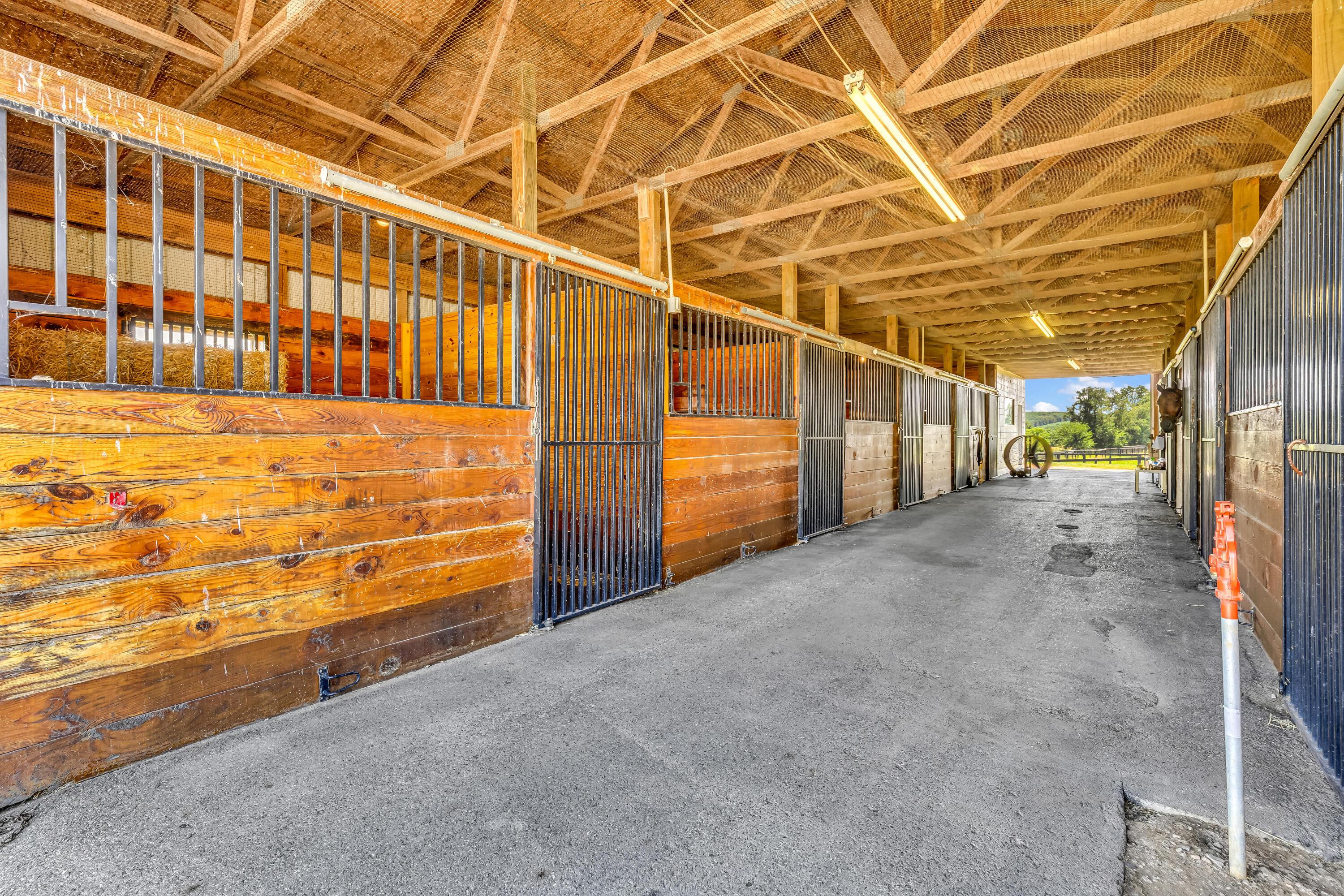 Lancaster, Ohio, 43130, United States, 4 Bedrooms Bedrooms, ,4 BathroomsBathrooms,Residential,Active,1910133