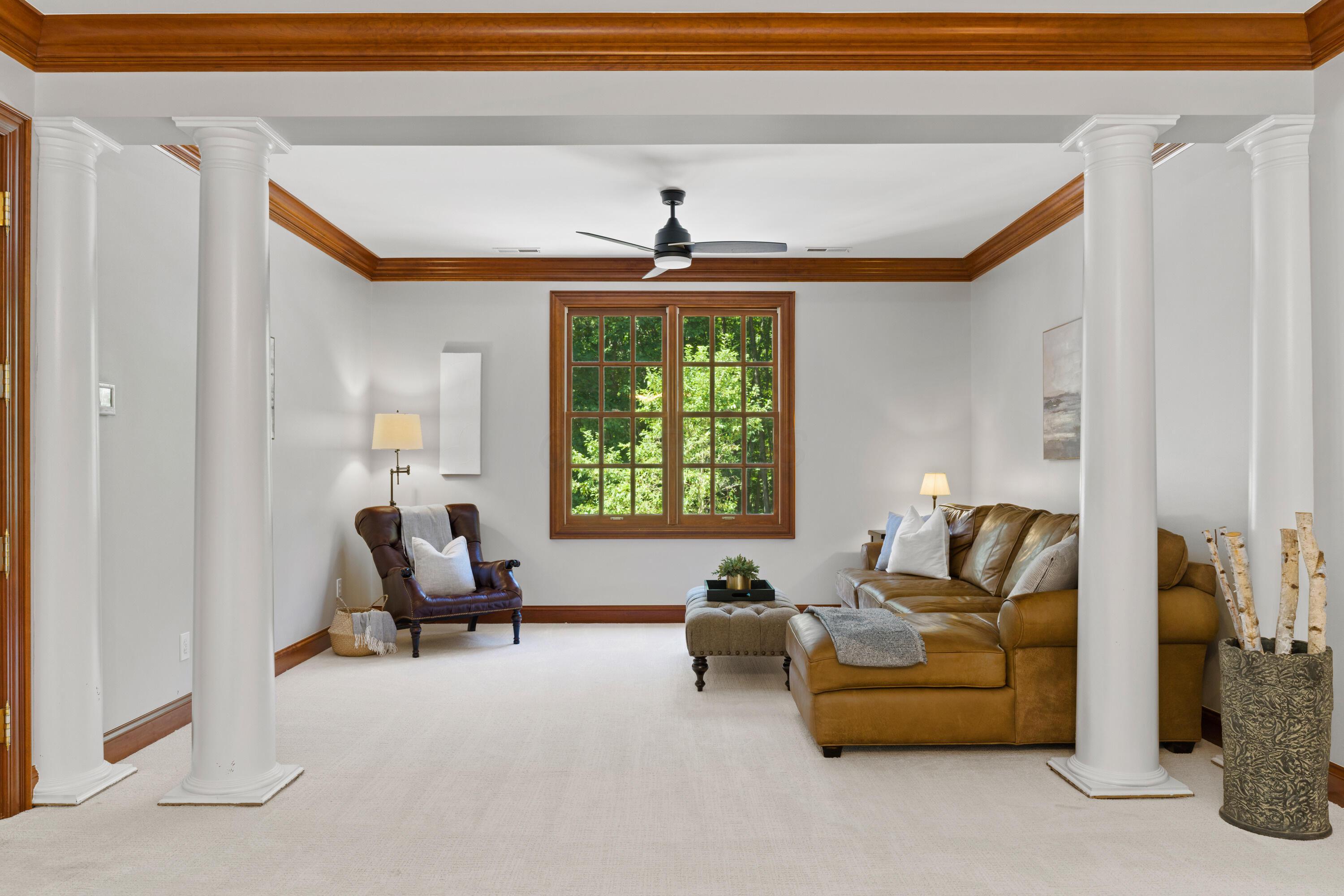 Sunbury, Ohio, 43074, United States, 5 Bedrooms Bedrooms, ,7 BathroomsBathrooms,Residential,Active,1912834