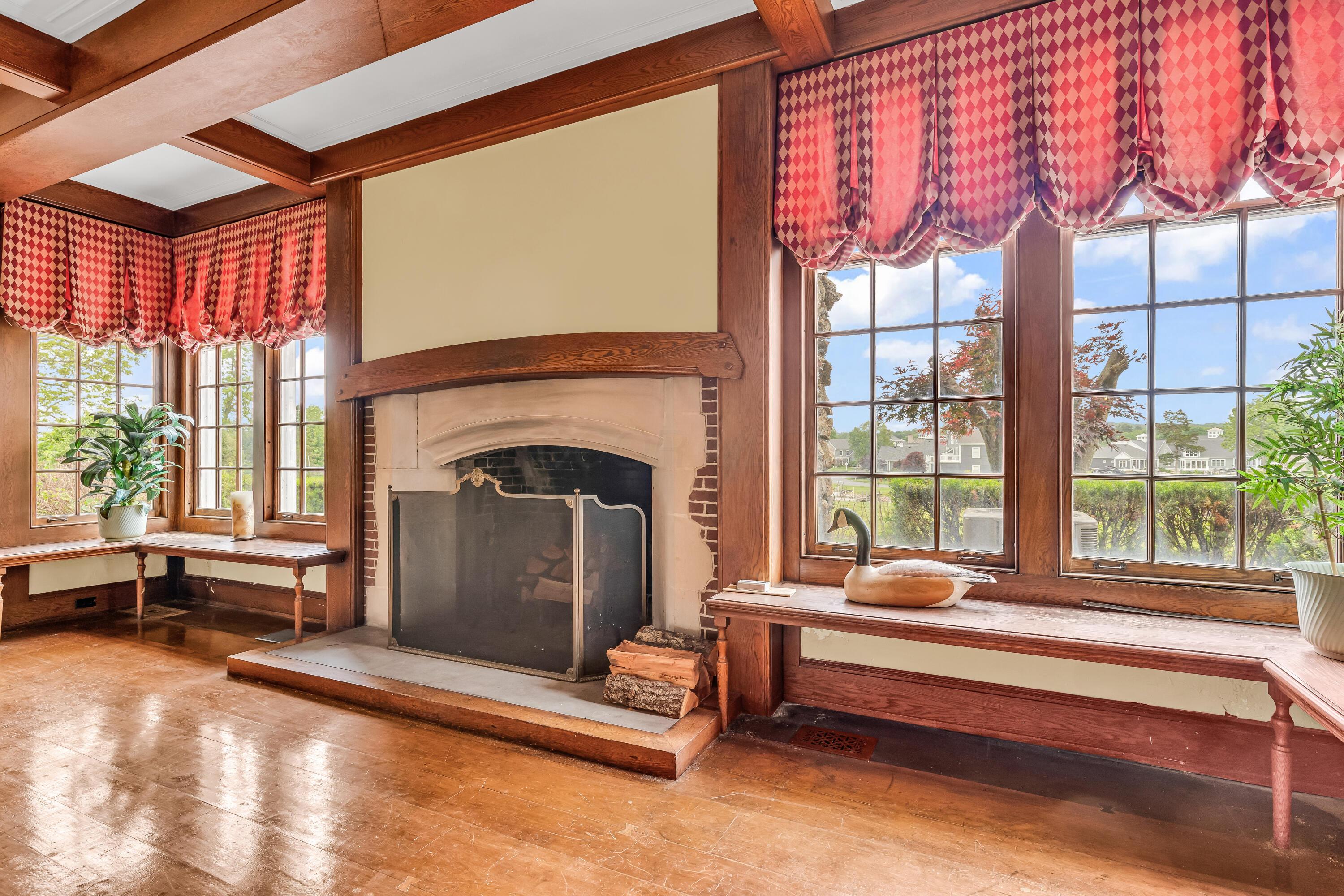 Thornville, Ohio, 43076, United States, 9 Bedrooms Bedrooms, ,7 BathroomsBathrooms,Residential,Active,1821951