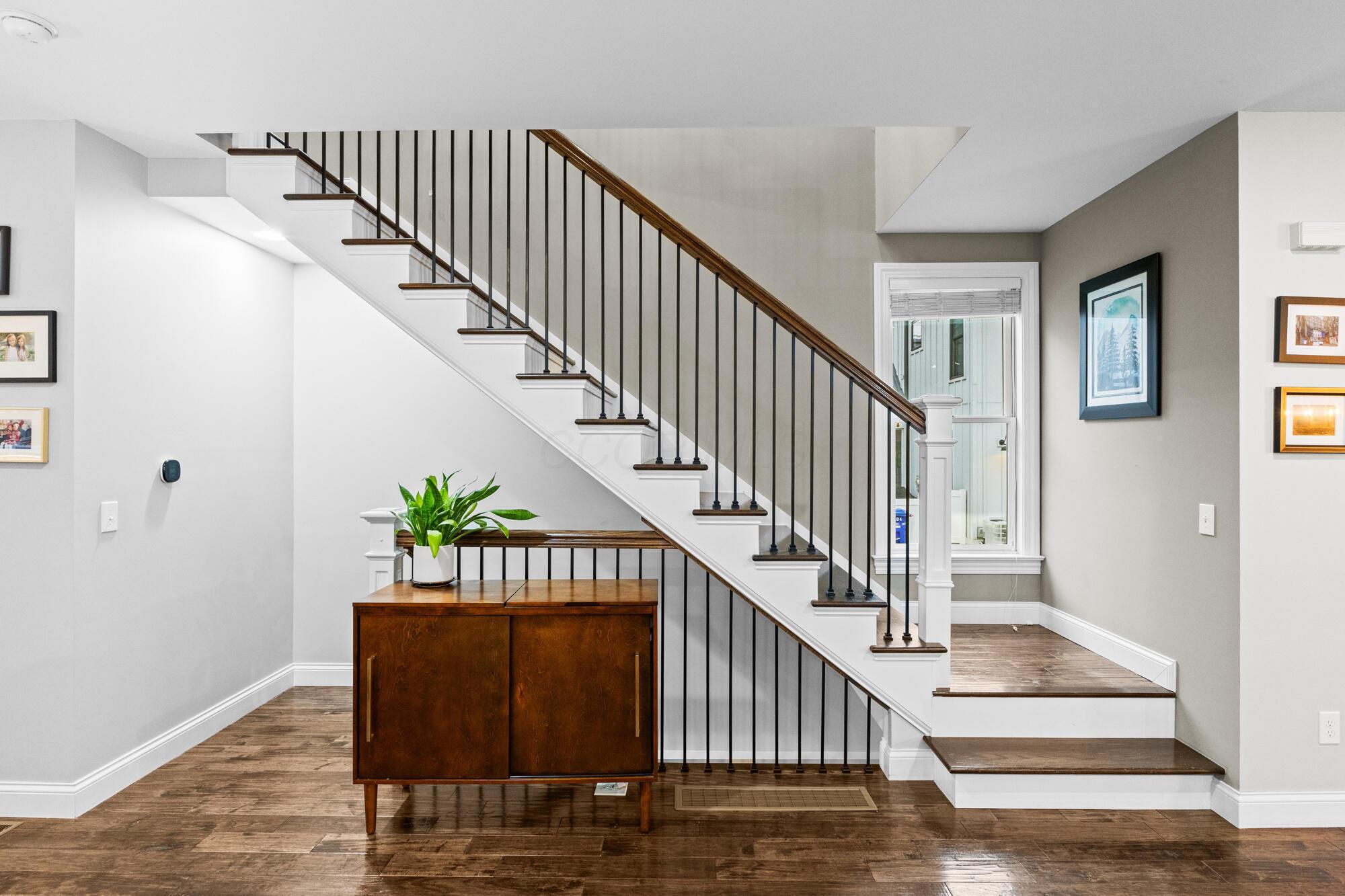 Columbus, Ohio, 43201, United States, 4 Bedrooms Bedrooms, ,4 BathroomsBathrooms,Residential,Active,2008741