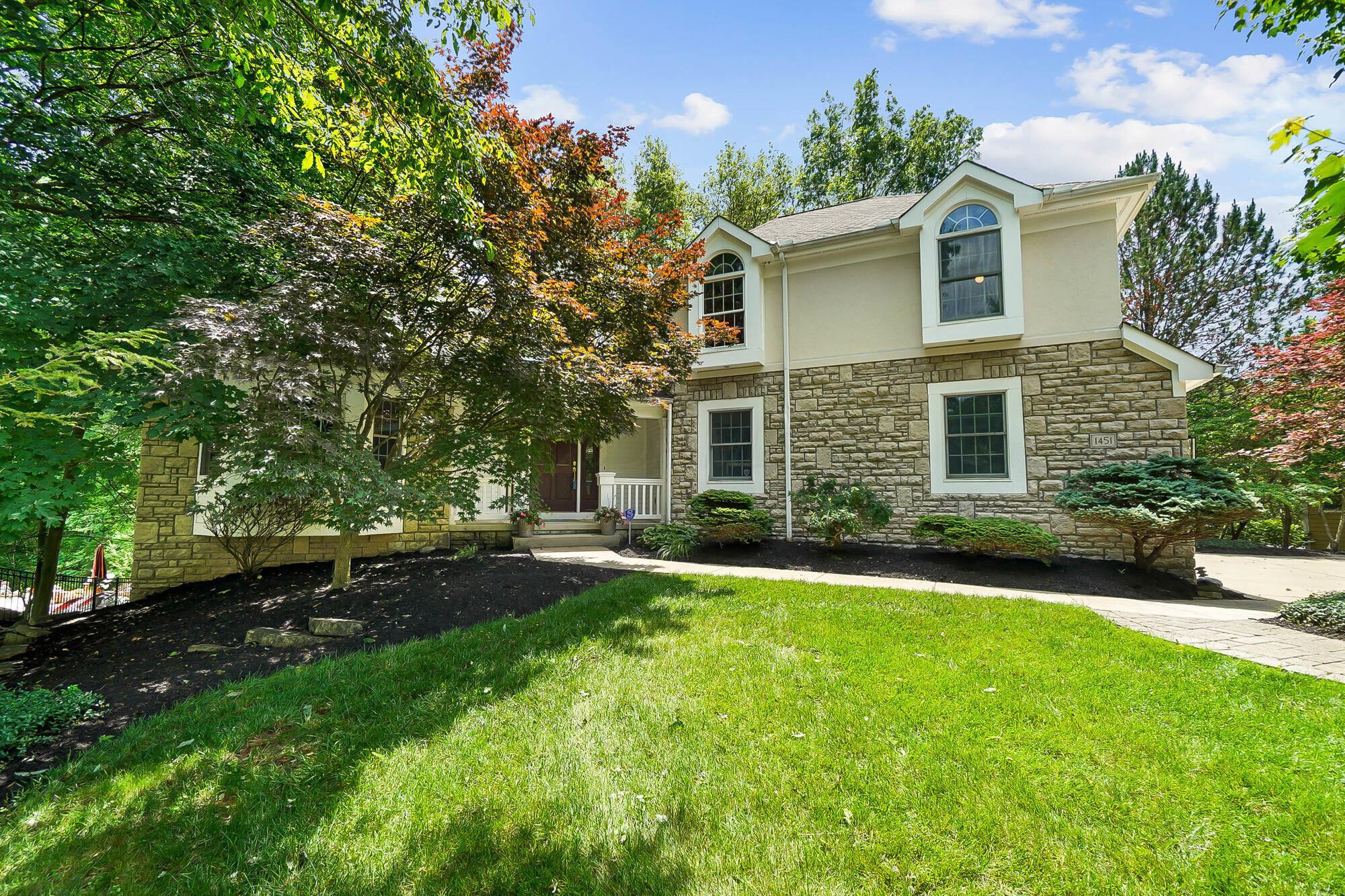 Powell, Ohio, 43065, United States, 5 Bedrooms Bedrooms, ,5 BathroomsBathrooms,Residential,Active,1871632