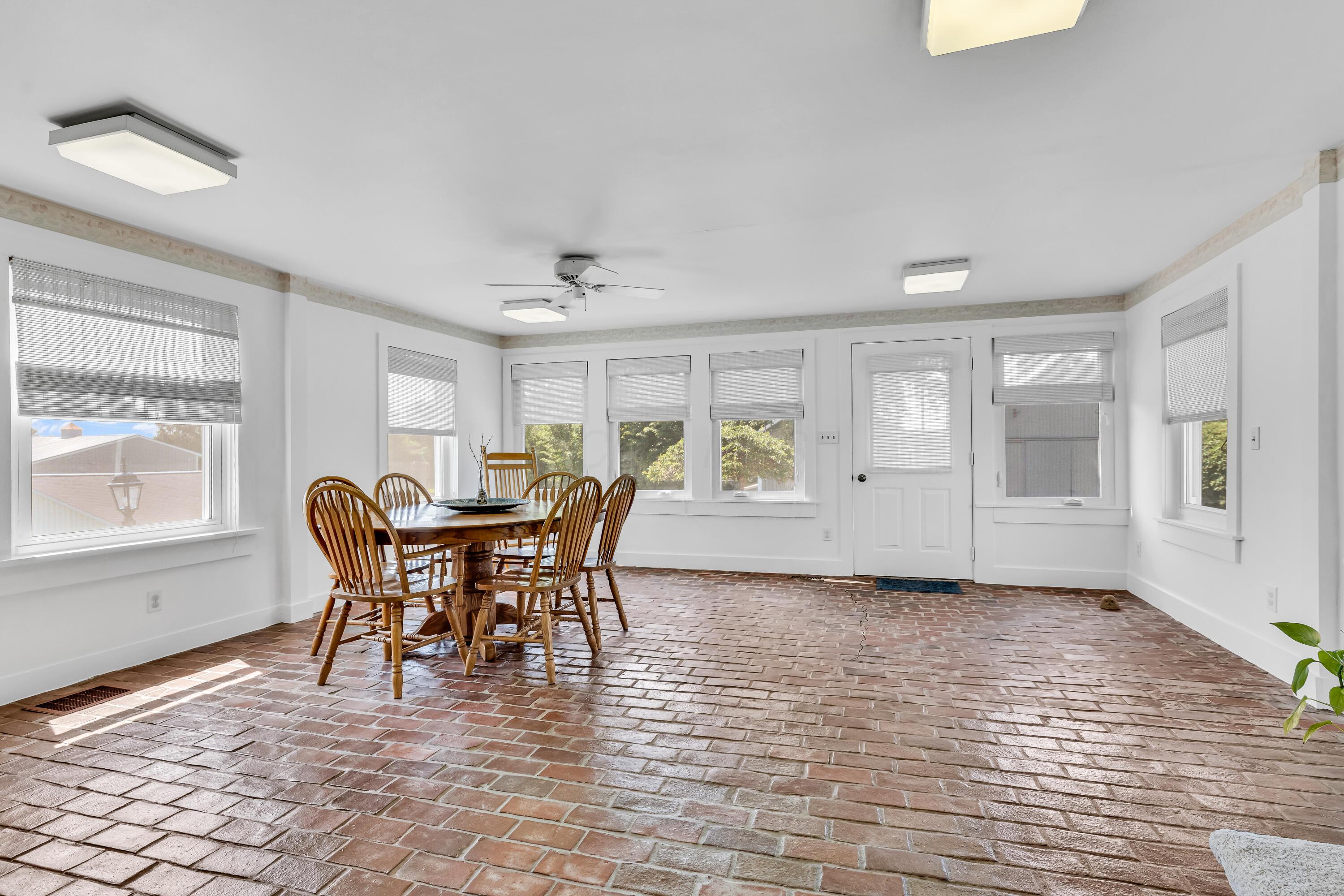 Centerburg, Ohio, 43011, United States, ,3 BathroomsBathrooms,Residential,Active,1853278