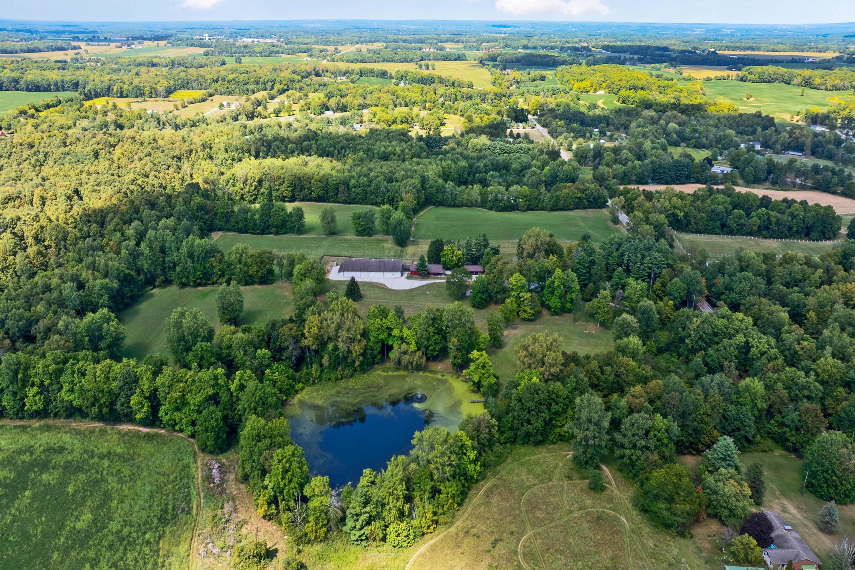 Centerburg, Ohio, 43011, United States, 5 Bedrooms Bedrooms, ,5 BathroomsBathrooms,Residential,Active,1999913