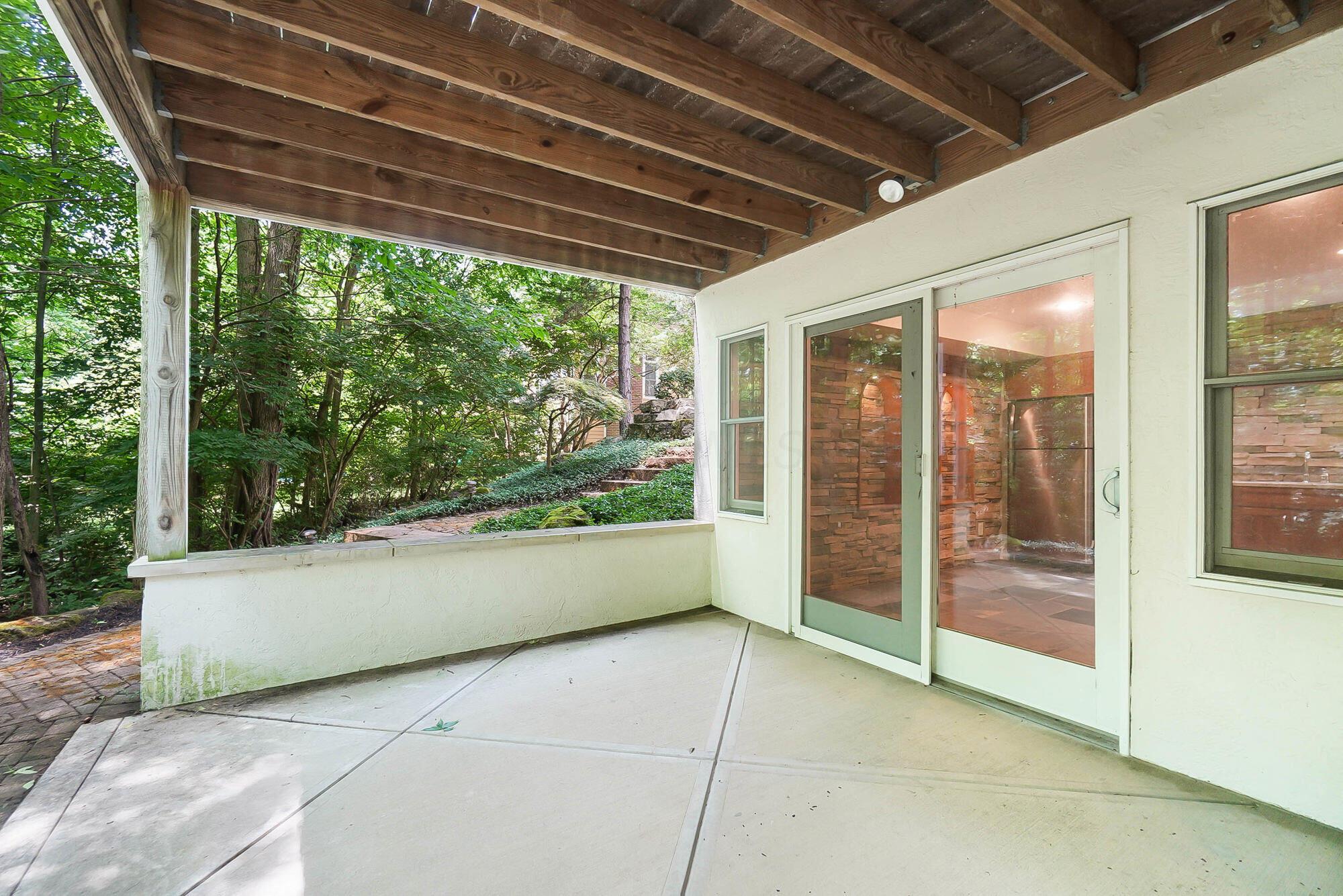 Powell, Ohio, 43065, United States, 5 Bedrooms Bedrooms, ,5 BathroomsBathrooms,Residential,Active,1871632