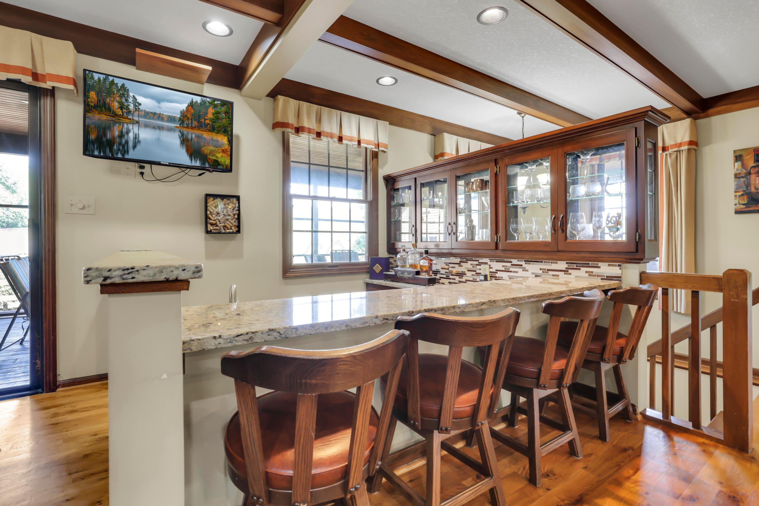 Newark, Ohio, 43055, United States, 5 Bedrooms Bedrooms, ,6 BathroomsBathrooms,Residential,Active,1909629