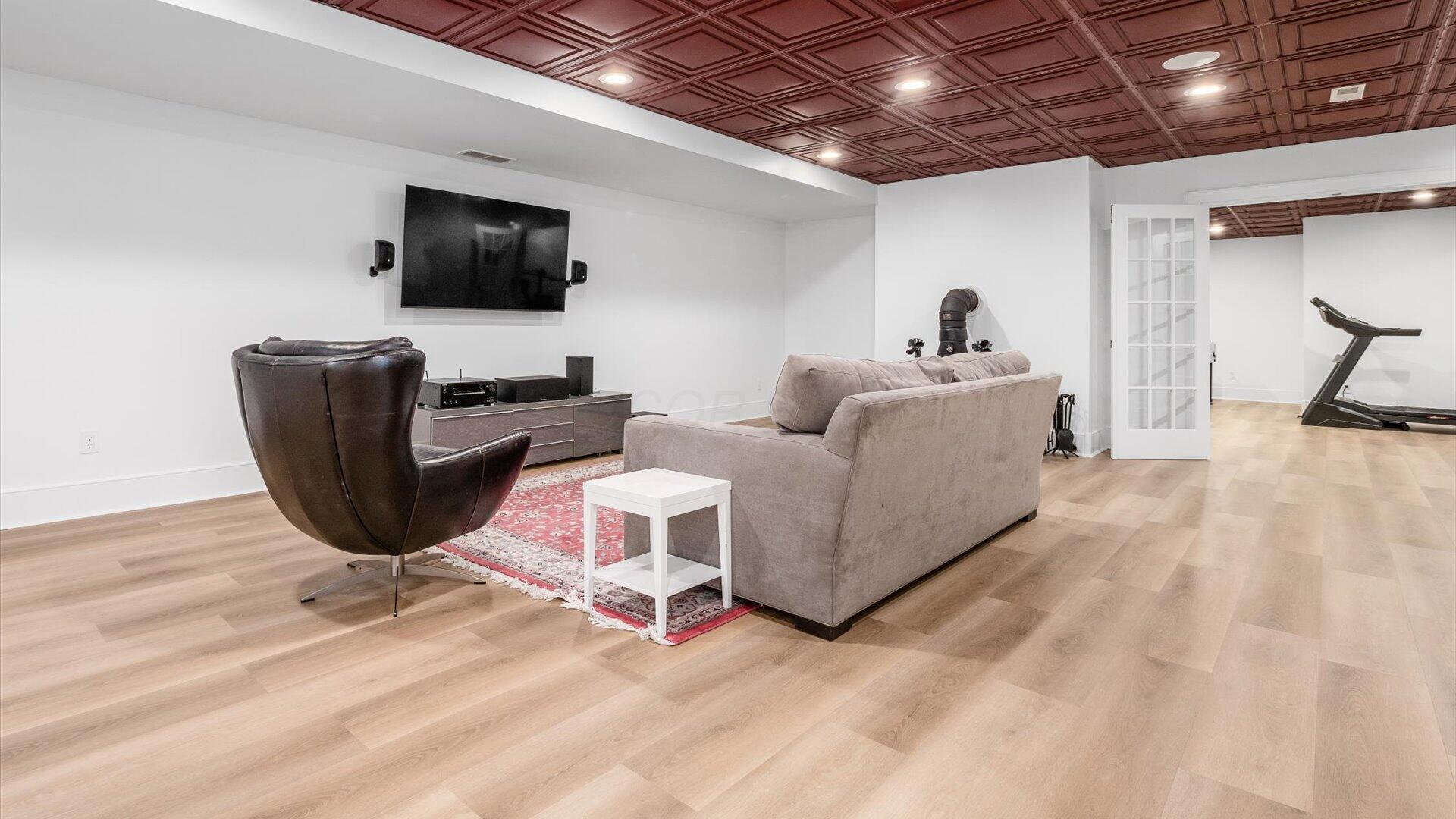 Granville, Ohio, 43023, United States, 4 Bedrooms Bedrooms, ,5 BathroomsBathrooms,Residential,Active,2015467