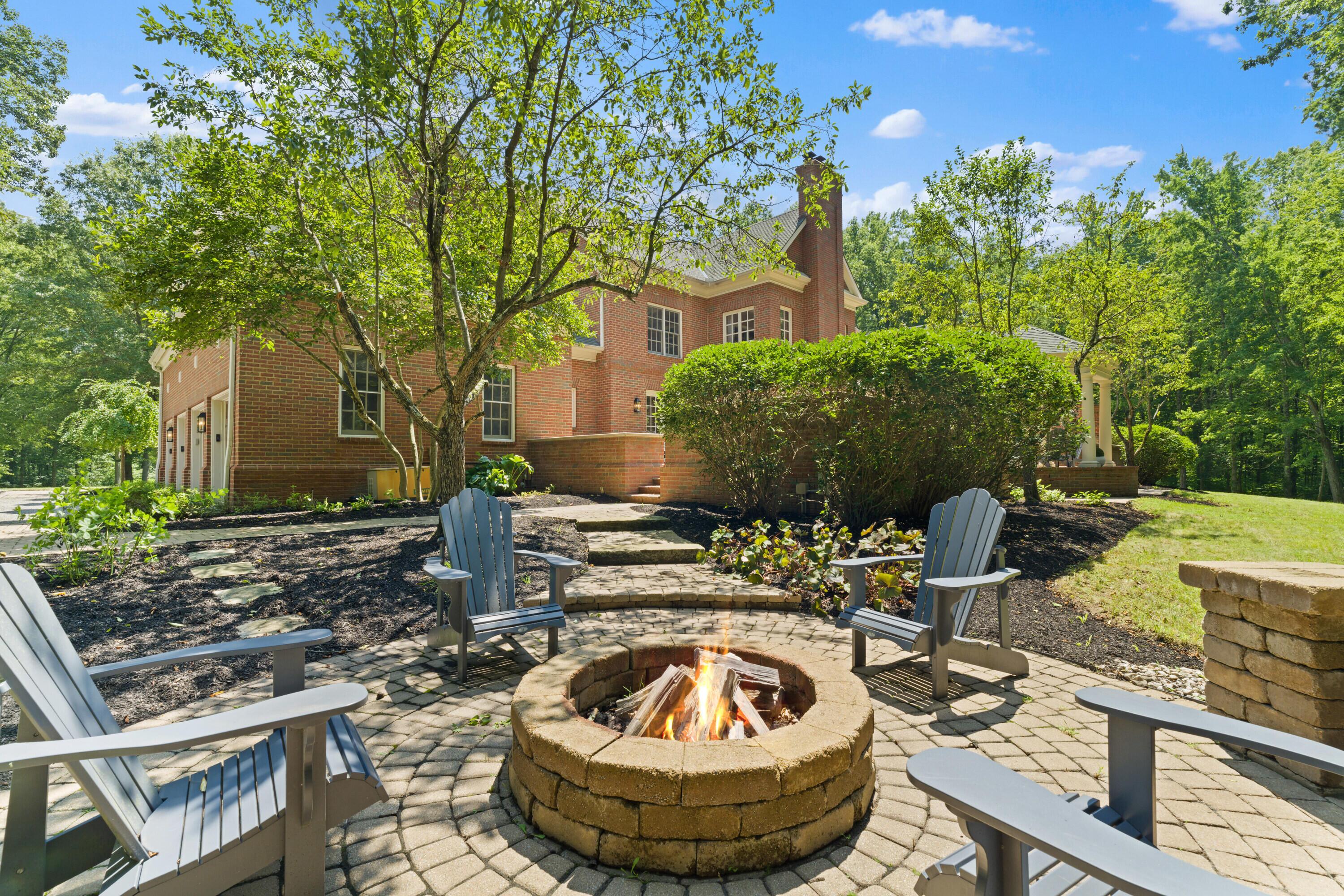 Sunbury, Ohio, 43074, United States, 5 Bedrooms Bedrooms, ,7 BathroomsBathrooms,Residential,Active,1912834