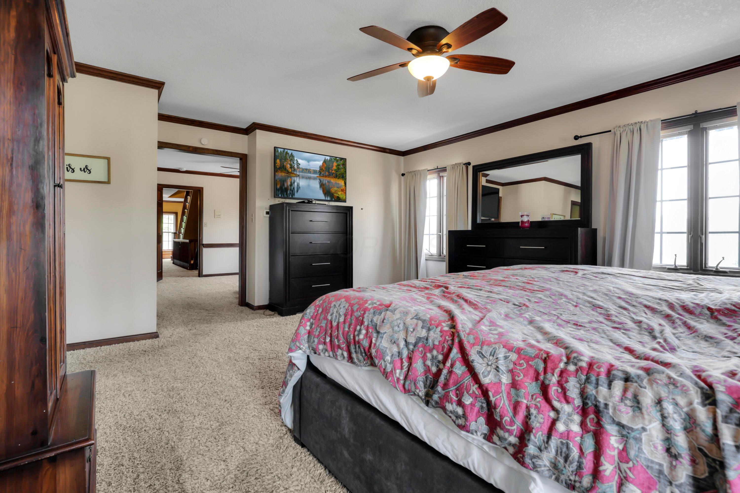 Newark, Ohio, 43055, United States, 5 Bedrooms Bedrooms, ,6 BathroomsBathrooms,Residential,Active,1909629