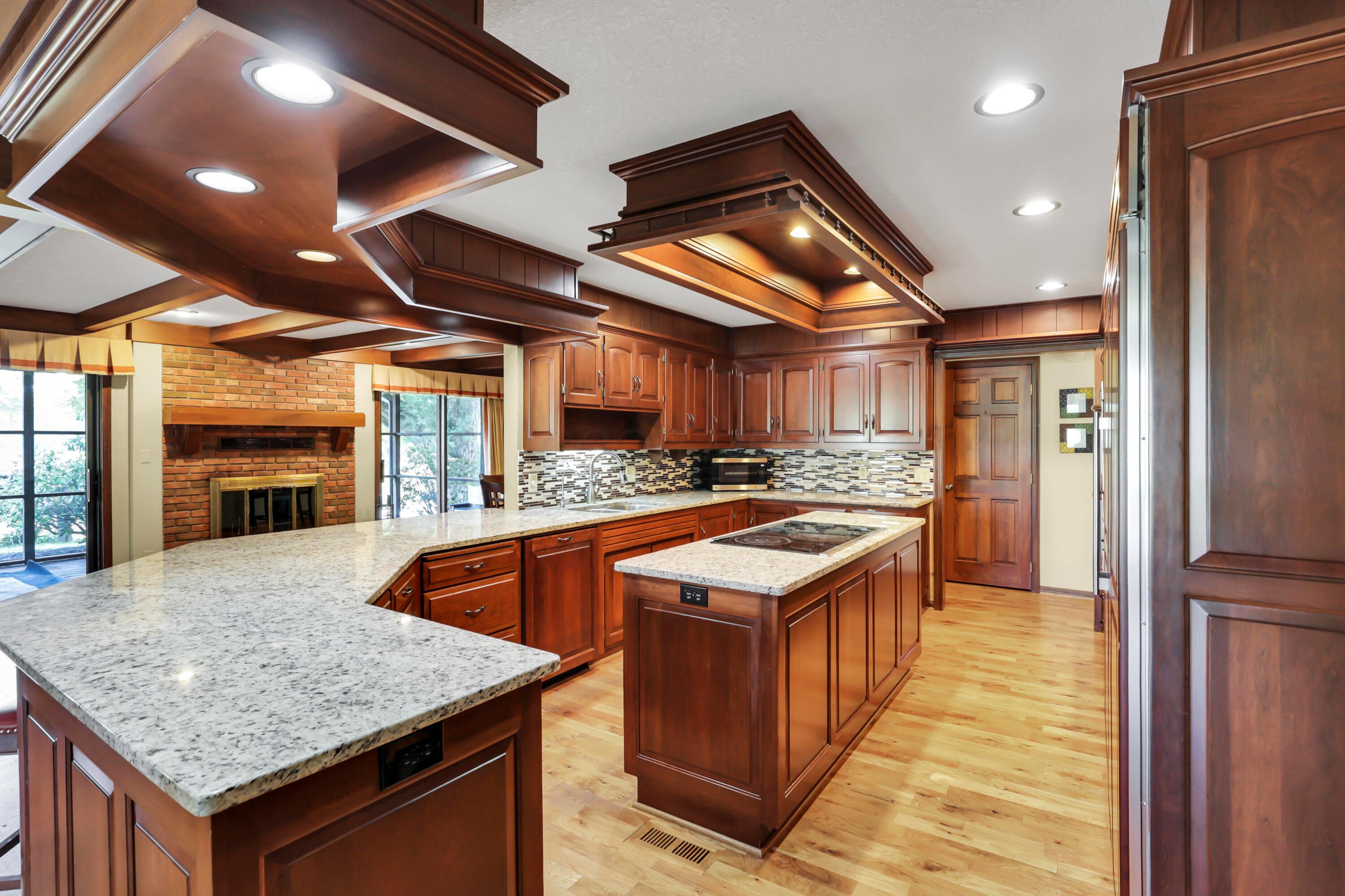 Newark, Ohio, 43055, United States, 5 Bedrooms Bedrooms, ,6 BathroomsBathrooms,Residential,Active,1909629