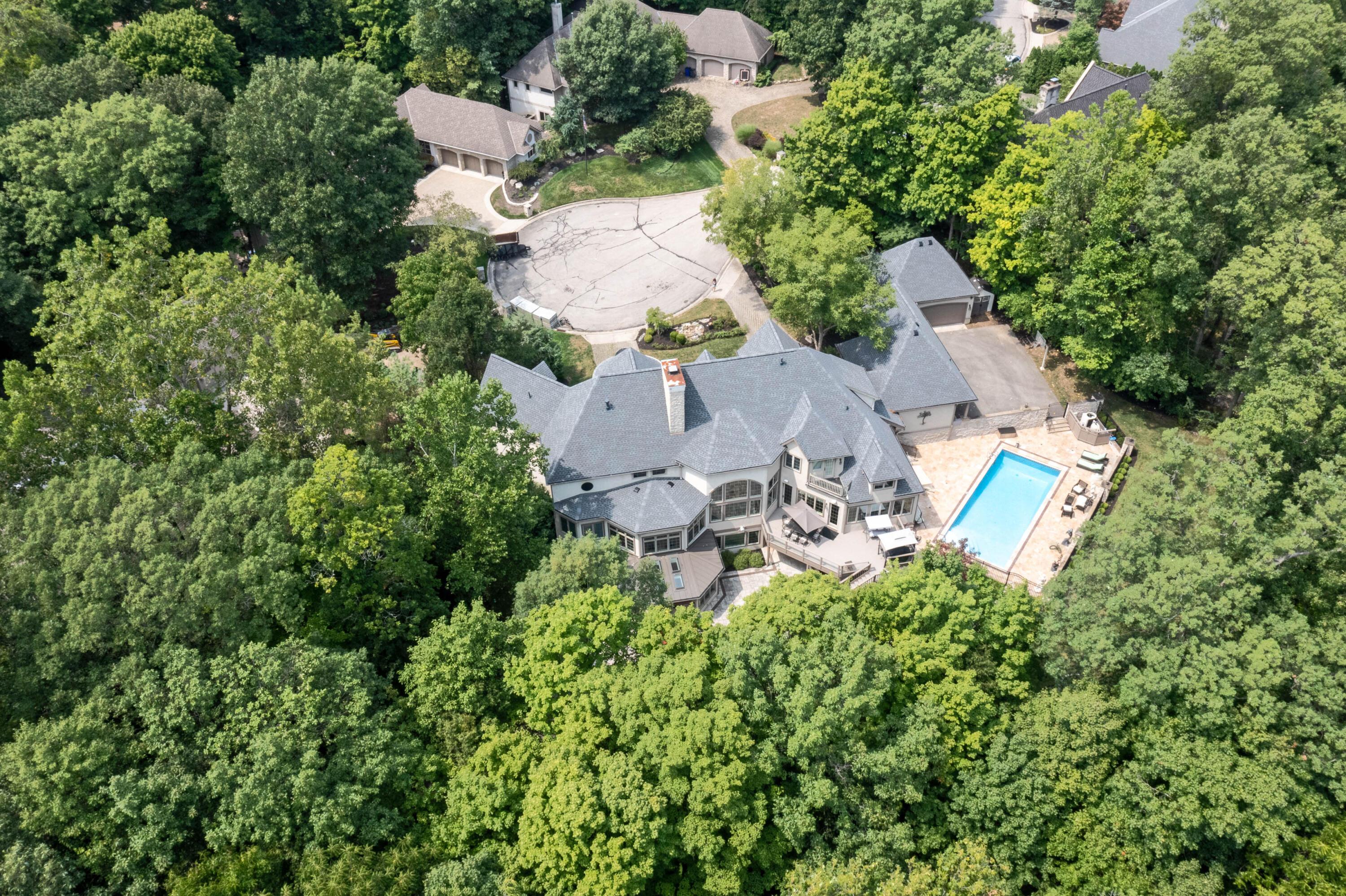 Upper Arlington, Ohio, 43220, United States, 7 Bedrooms Bedrooms, ,7 BathroomsBathrooms,Residential,Active,1748798