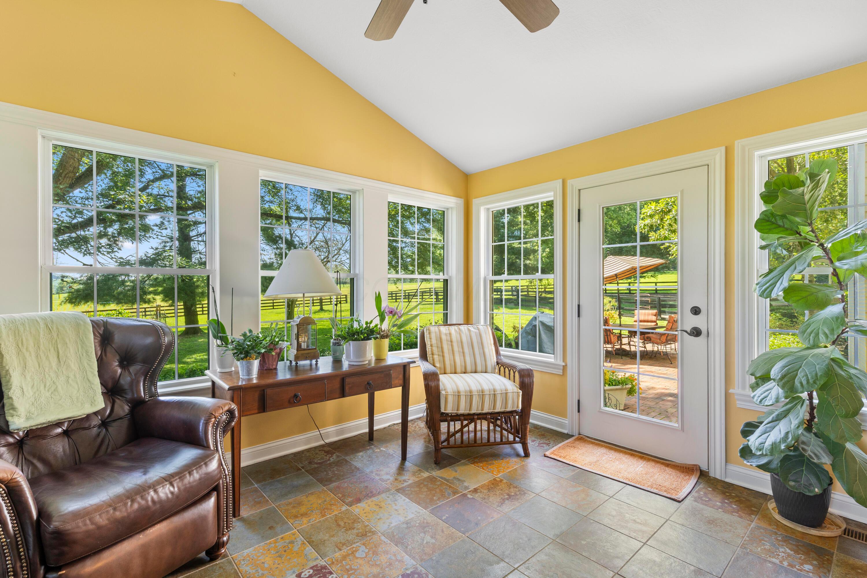 Lancaster, Ohio, 43130, United States, 4 Bedrooms Bedrooms, ,4 BathroomsBathrooms,Residential,Active,1910133