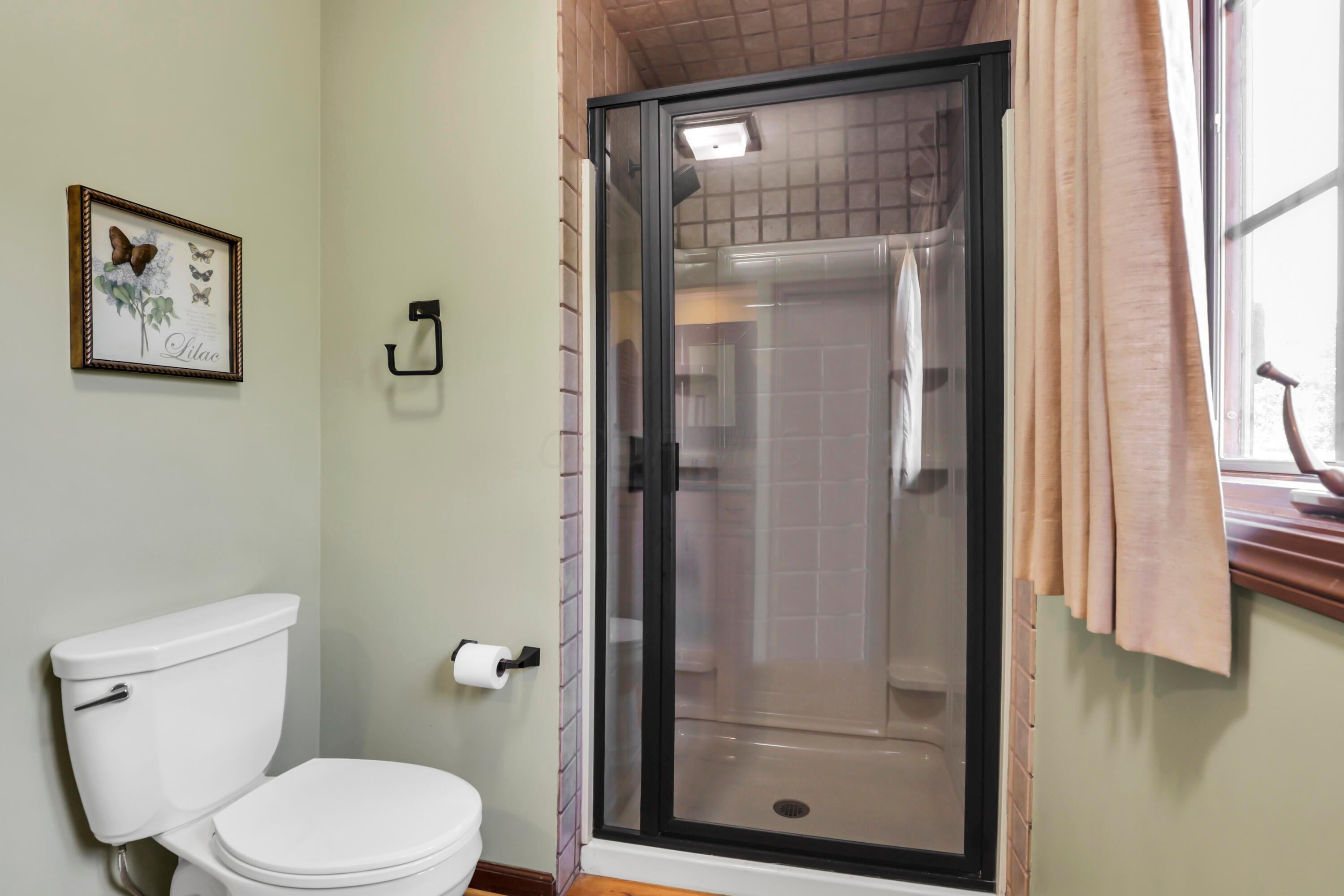 Newark, Ohio, 43055, United States, 5 Bedrooms Bedrooms, ,6 BathroomsBathrooms,Residential,Active,1909629