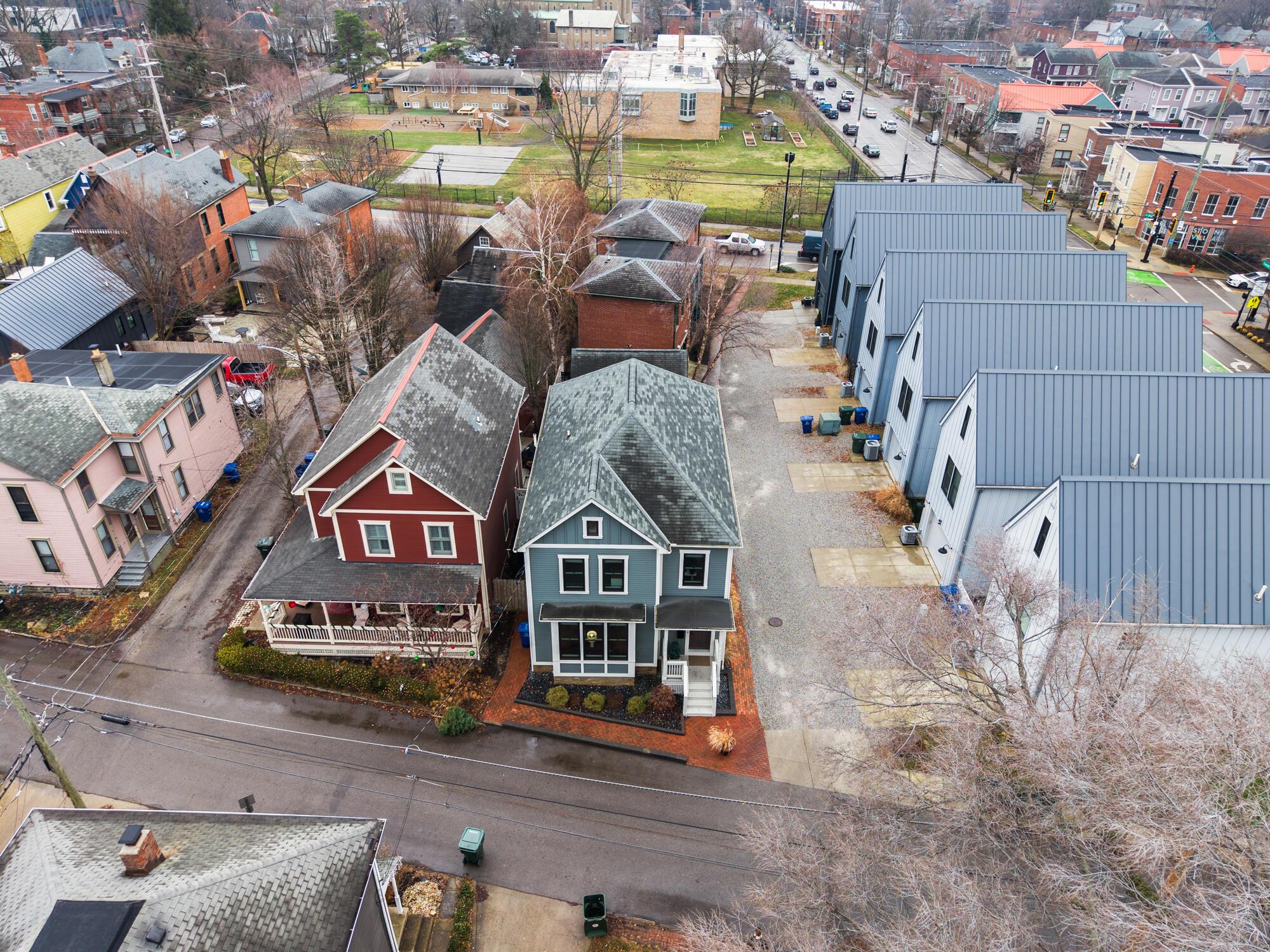 Columbus, Ohio, 43201, United States, 4 Bedrooms Bedrooms, ,4 BathroomsBathrooms,Residential,Active,2008741