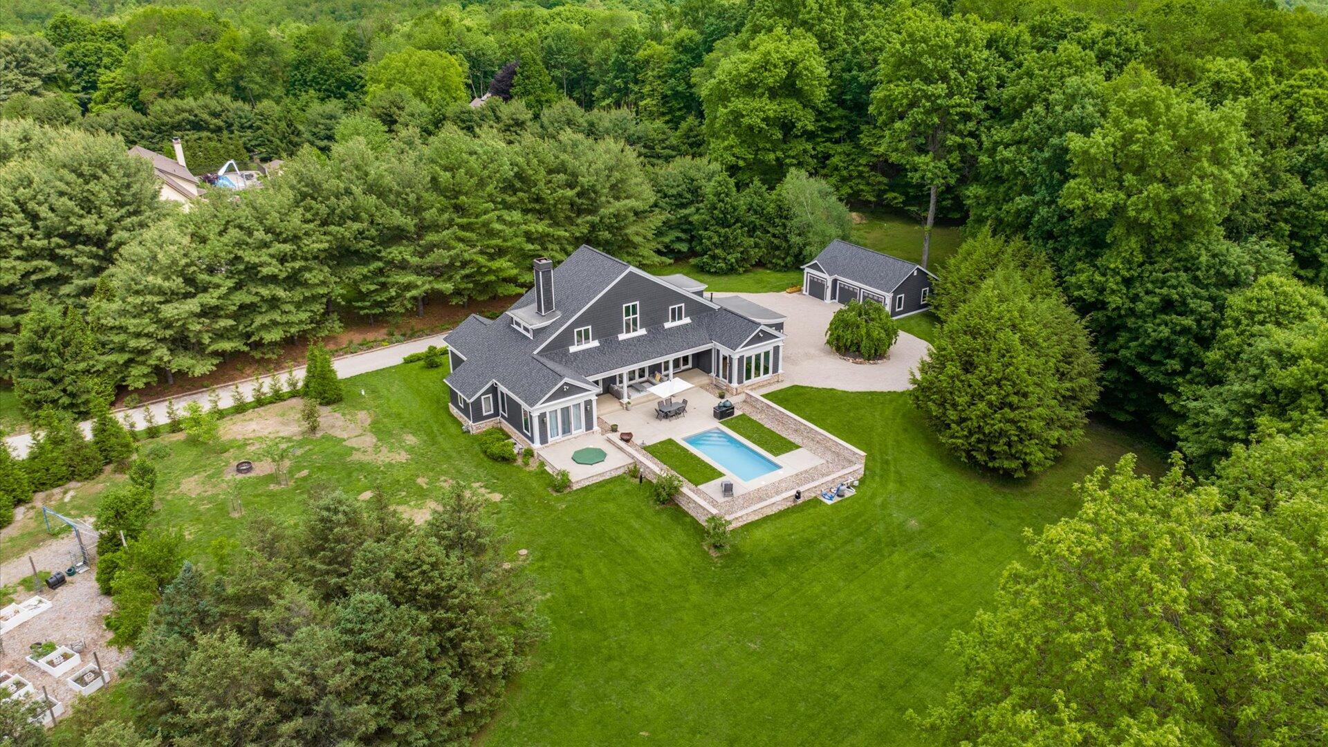 Granville, Ohio, 43023, United States, 4 Bedrooms Bedrooms, ,5 BathroomsBathrooms,Residential,Active,2015467