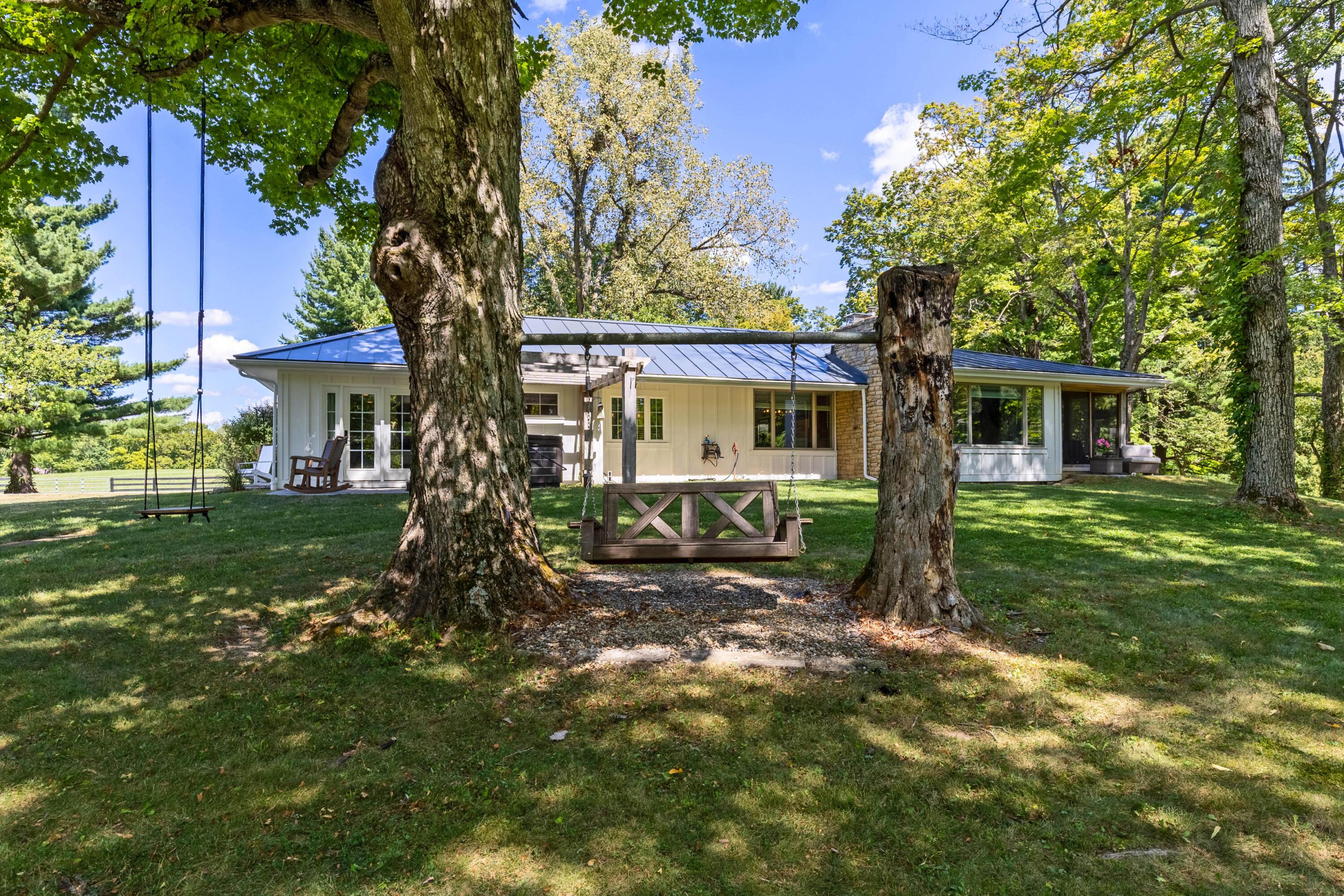 Centerburg, Ohio, 43011, United States, 5 Bedrooms Bedrooms, ,5 BathroomsBathrooms,Residential,Active,1999913