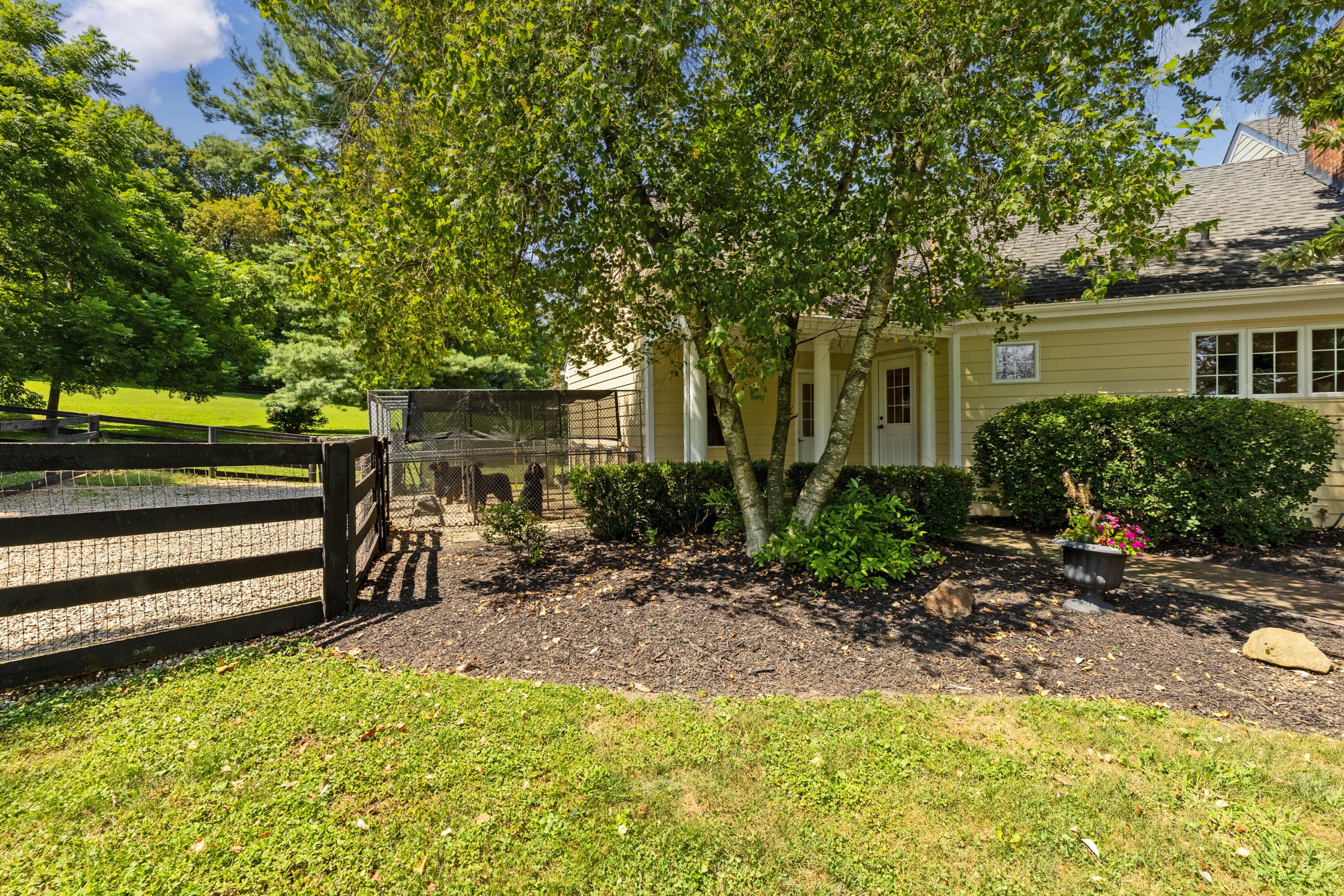 Lancaster, Ohio, 43130, United States, 4 Bedrooms Bedrooms, ,4 BathroomsBathrooms,Residential,Active,1910133