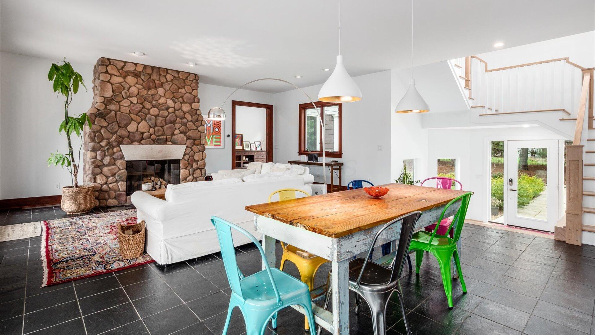 Granville, Ohio, 43023, United States, 4 Bedrooms Bedrooms, ,5 BathroomsBathrooms,Residential,Active,2015467