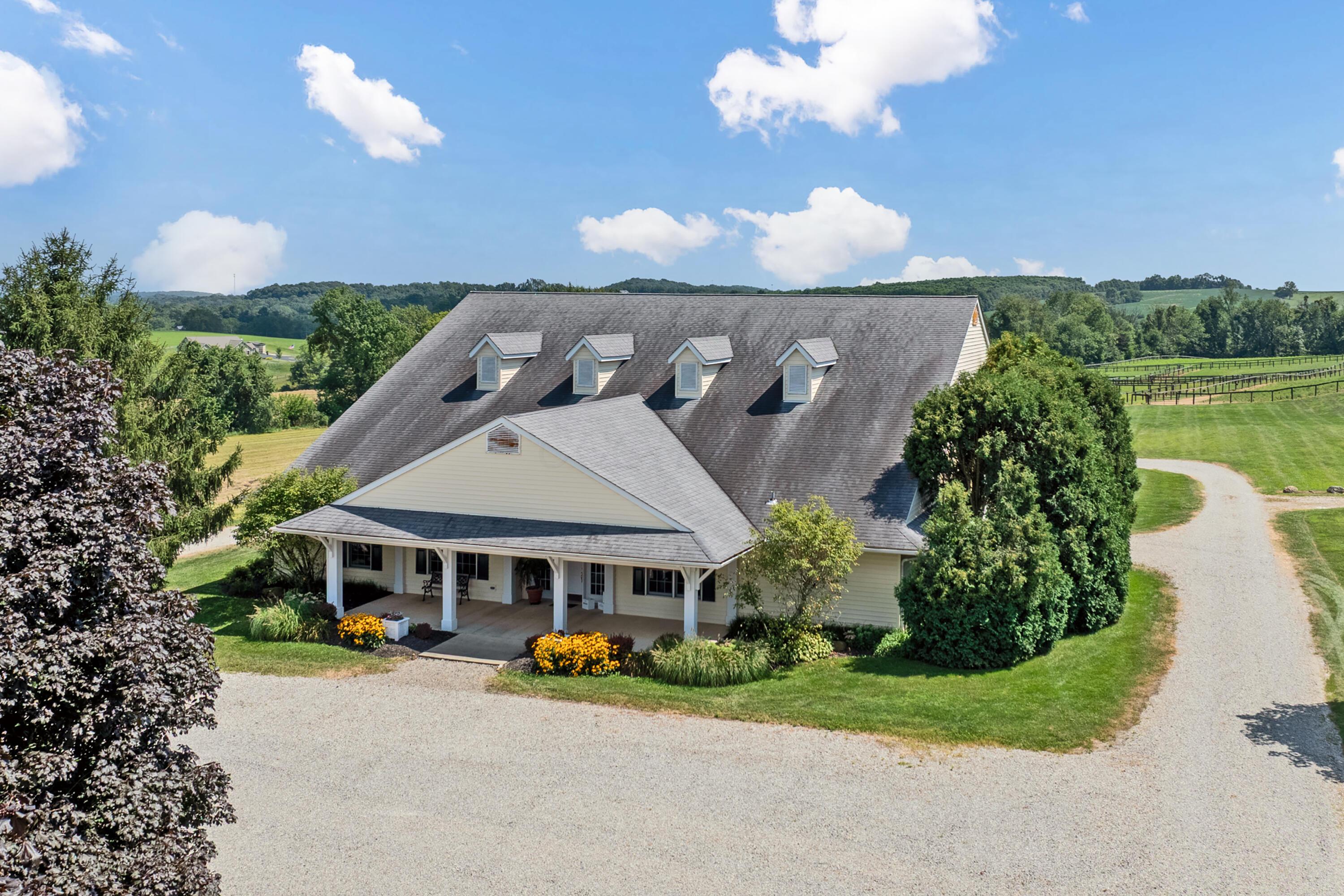 Lancaster, Ohio, 43130, United States, 4 Bedrooms Bedrooms, ,4 BathroomsBathrooms,Residential,Active,1910133