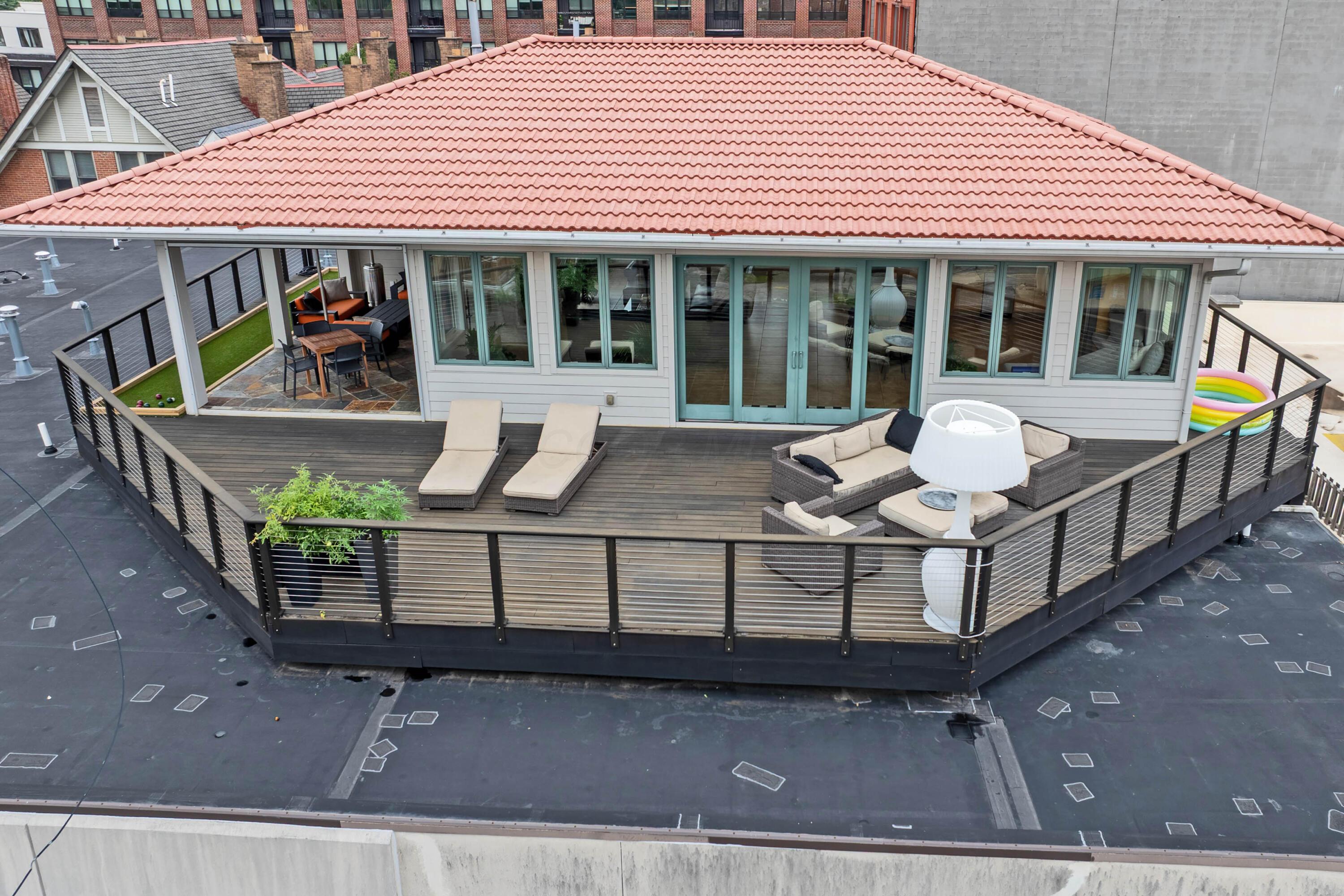 Columbus, Ohio, 43201, United States, 3 Bedrooms Bedrooms, ,5 BathroomsBathrooms,Residential,Active,1894778