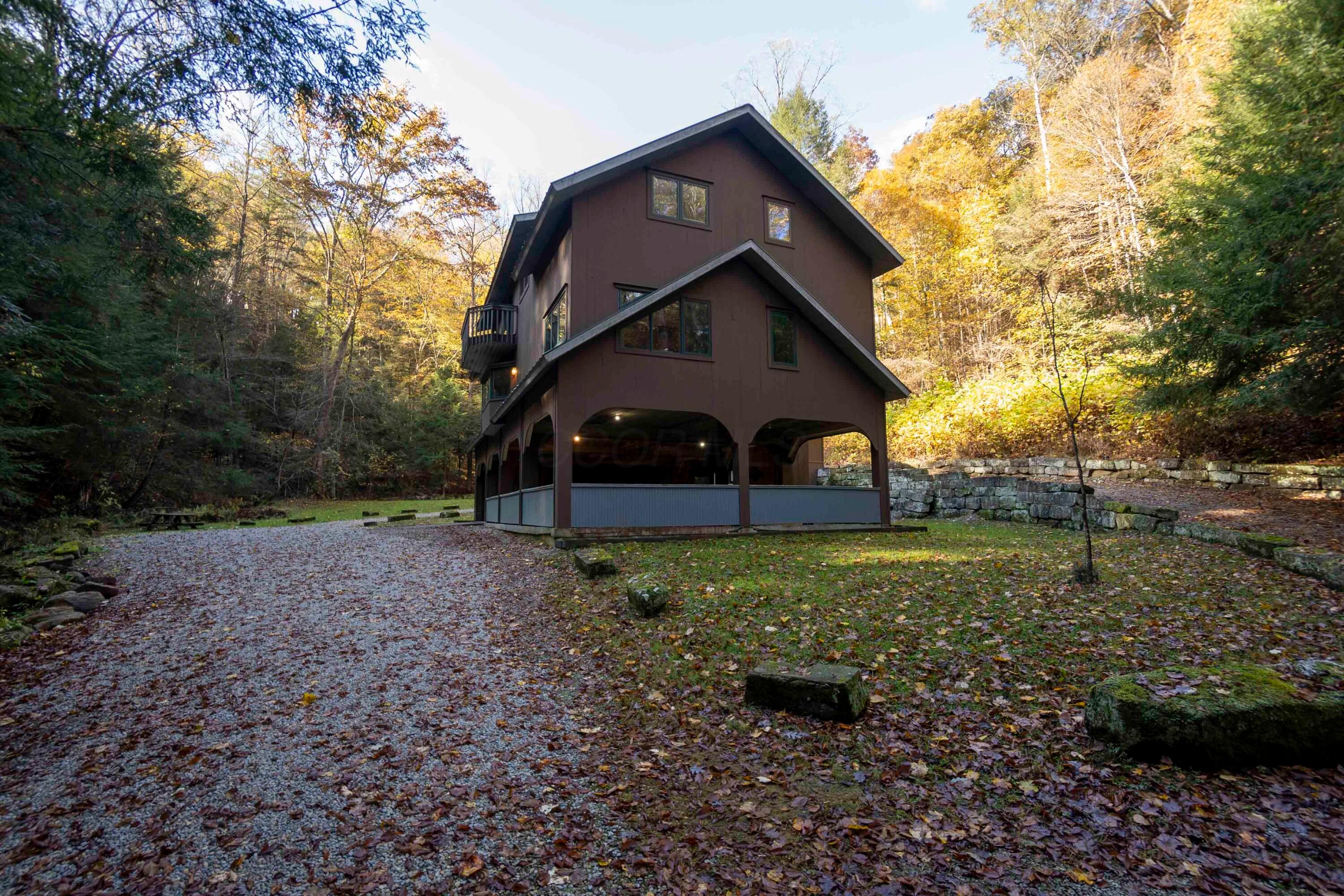 Rockbridge, Ohio, 43149, United States, 3 Bedrooms Bedrooms, ,4 BathroomsBathrooms,Residential,Active,1992551